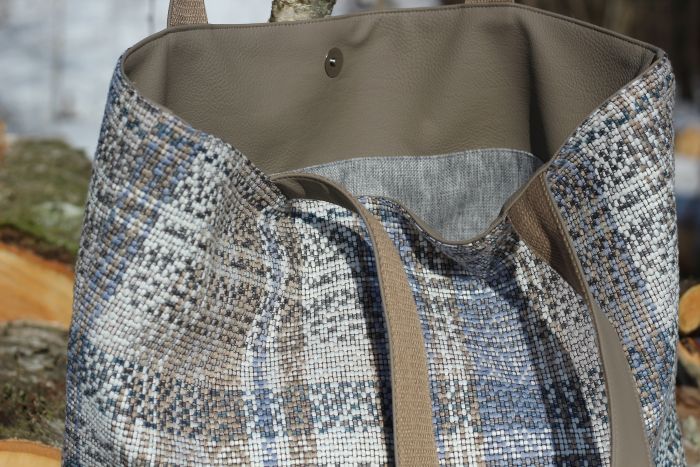 Didelė talpi rankinė krepšys