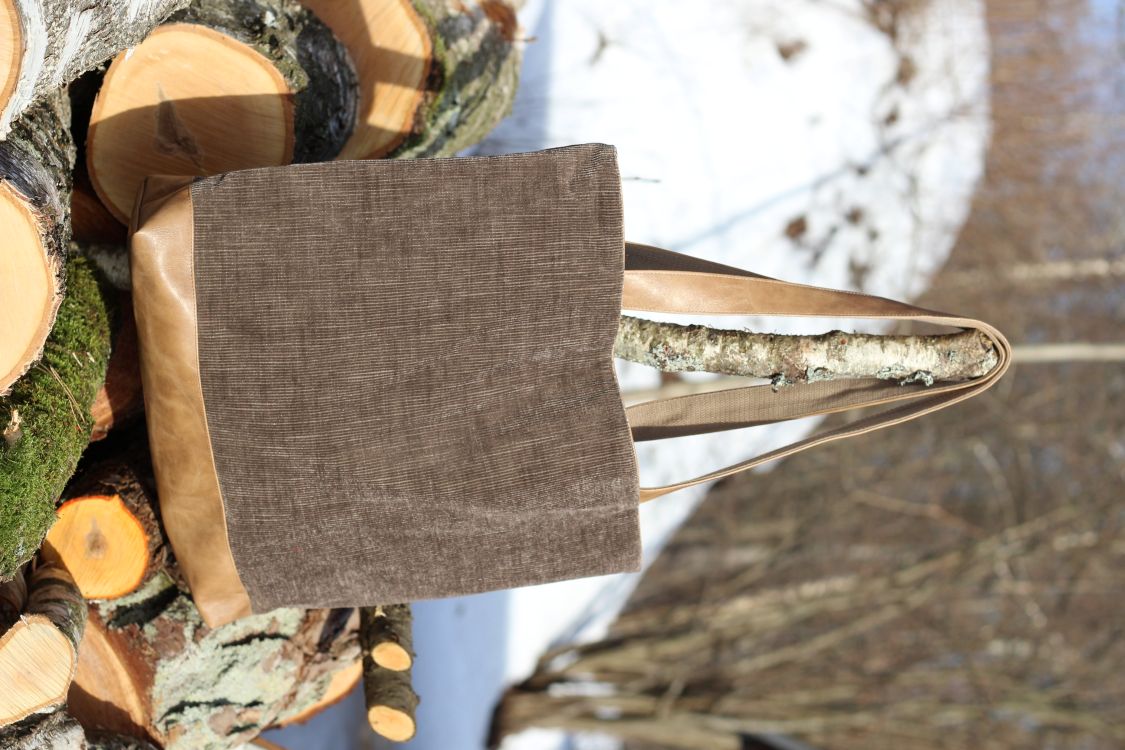 Didelė talpi rankinė krepšys