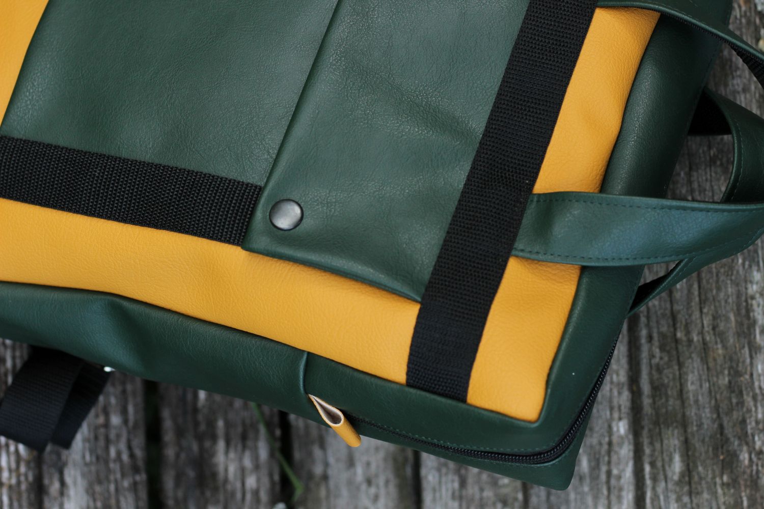 Stačiakampė kuprinė