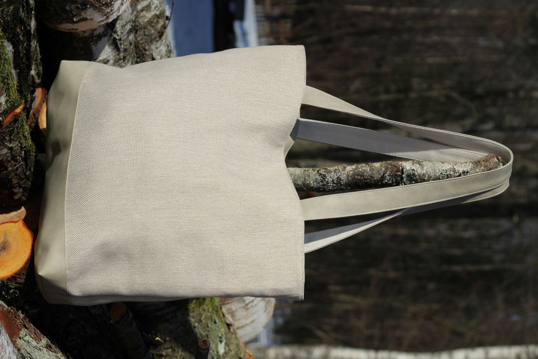 Didelė talpi rankinė krepšys