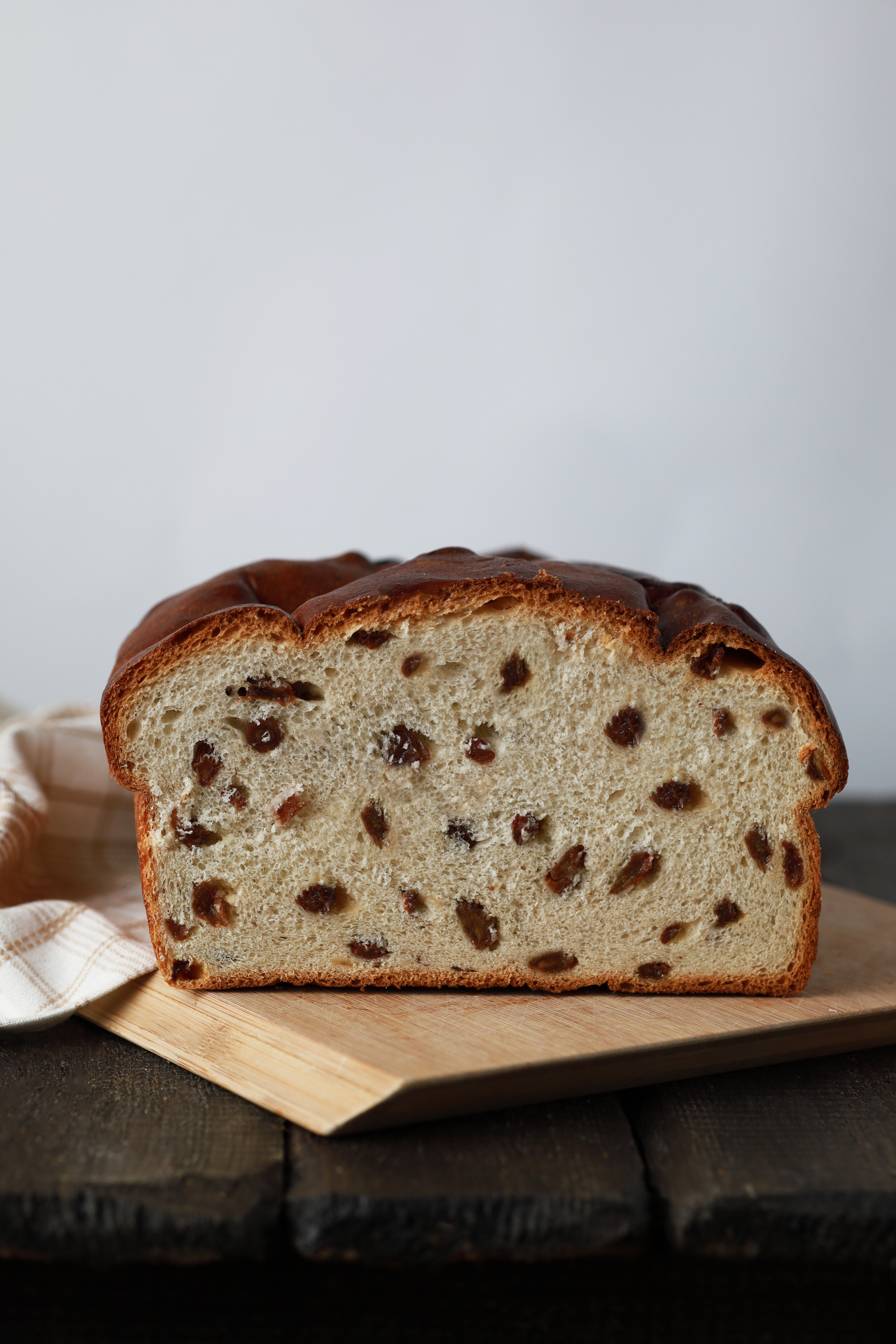 Naminis pyragas su razinomis