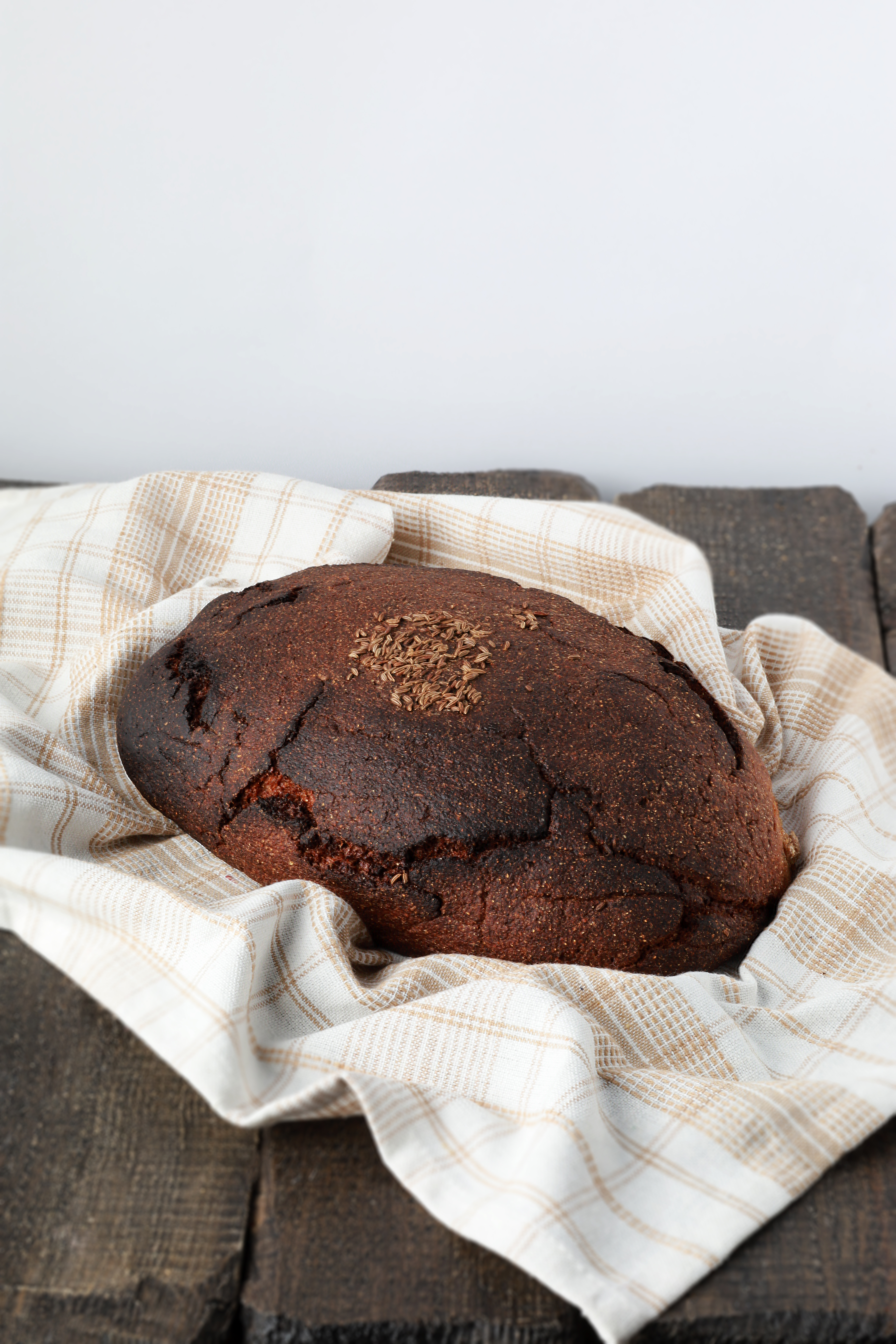 Juoda ruginė duona 