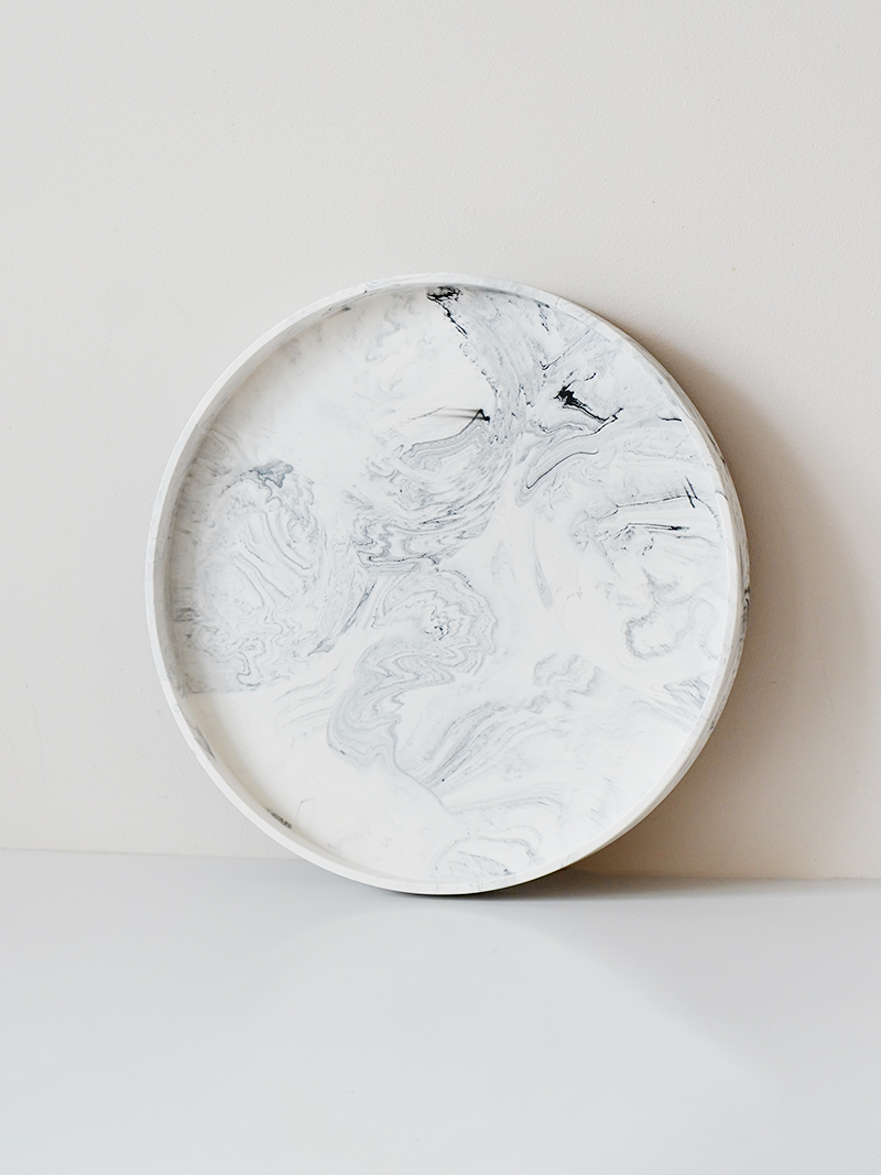 Didelis apvalus padėklas