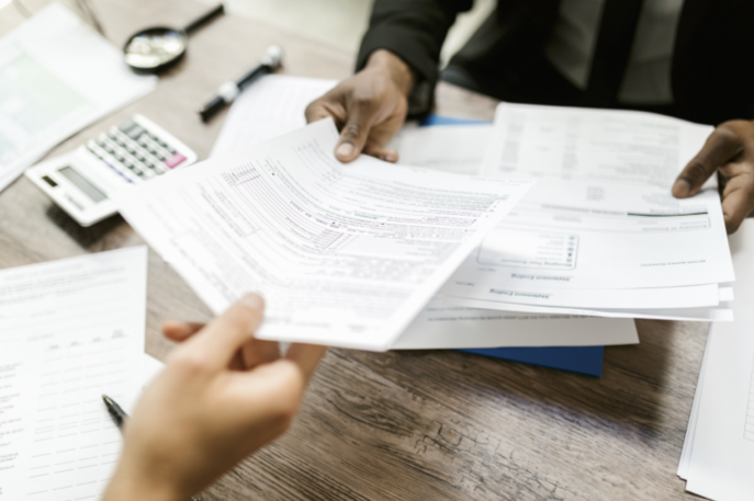 Шүүхийн шийдвэрээ гаргуулж авах