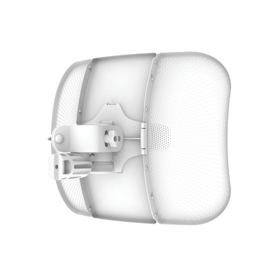 LiteBeam 2x2 MIMO airMAX AC GEN2 CPE hasta 450 Mbps, 5 GHz (5150 - 5875 MHz) con antena integrada de 23 dBi