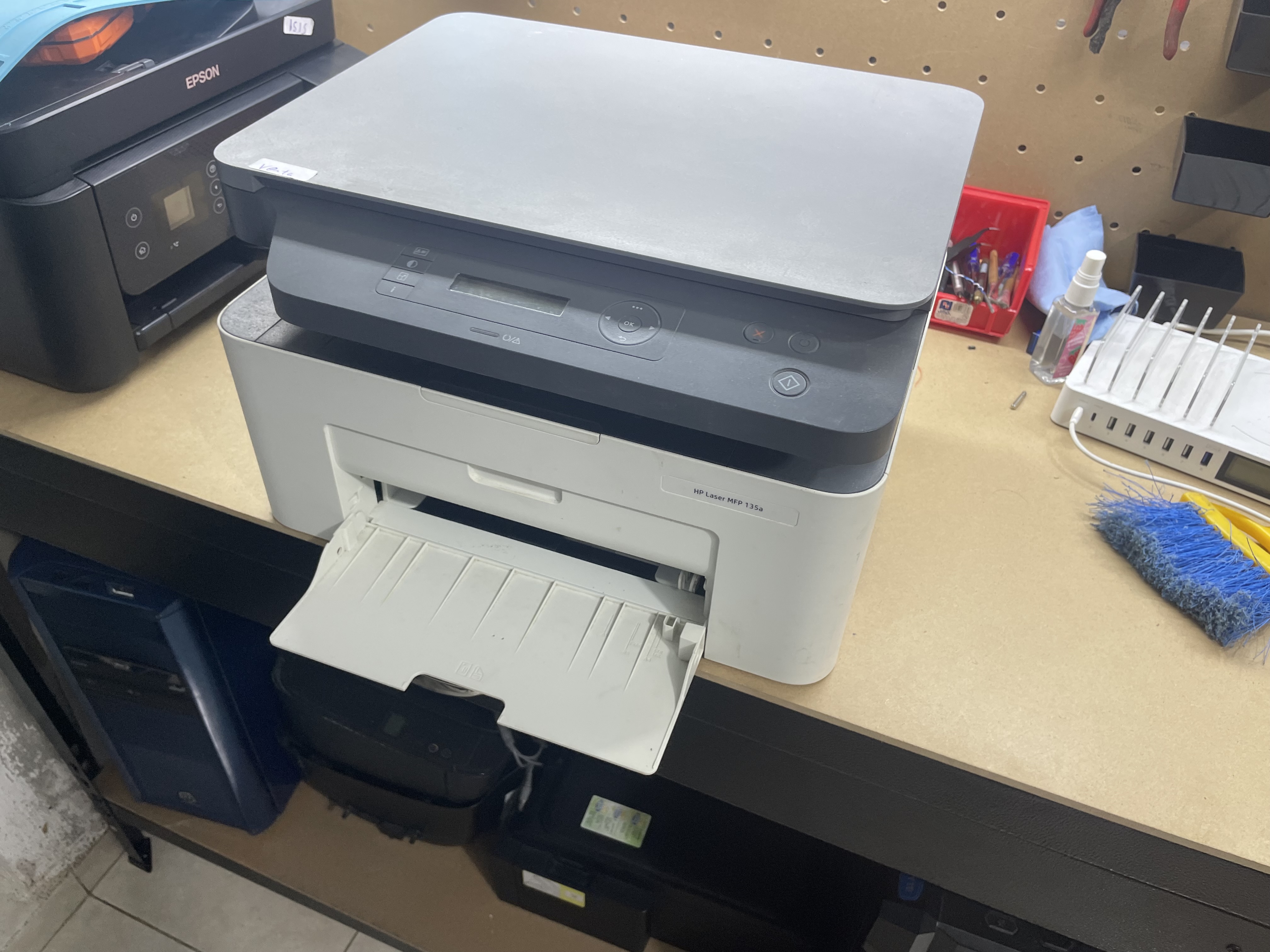 Multifuncional HP láser 135a