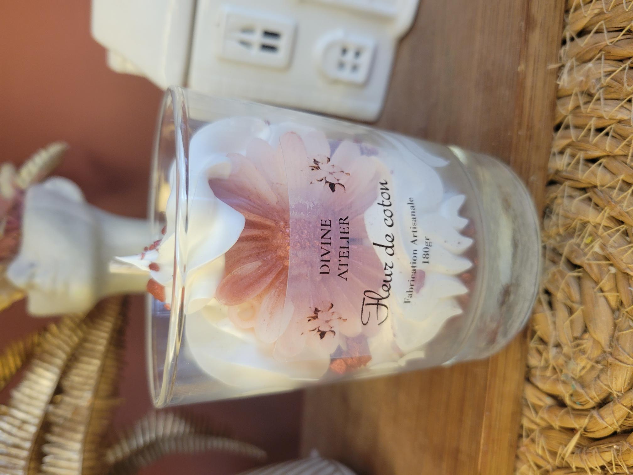 Bougie gourmande fleur de coton 