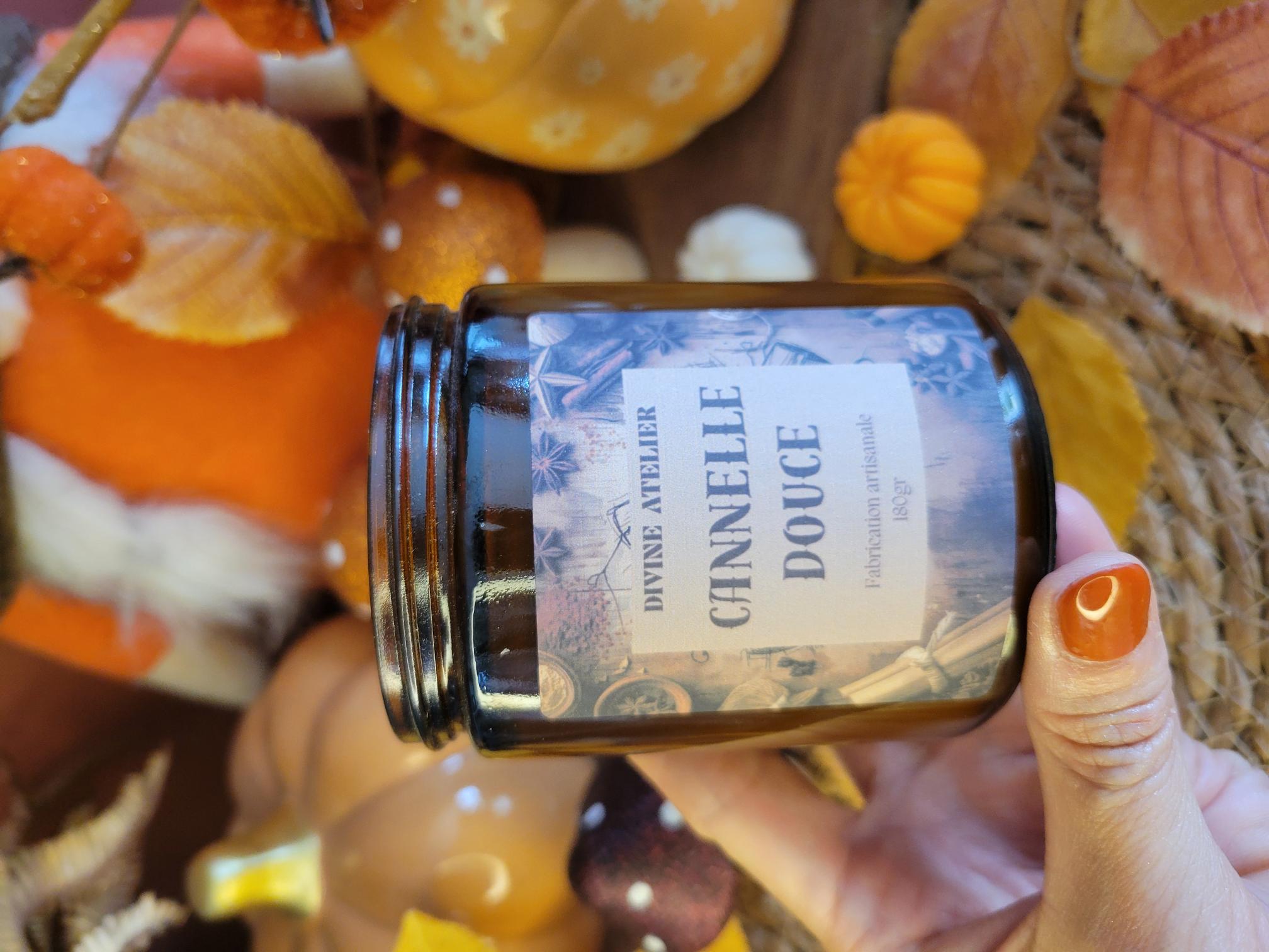 Bougie parfumée cocooning cannelle douce