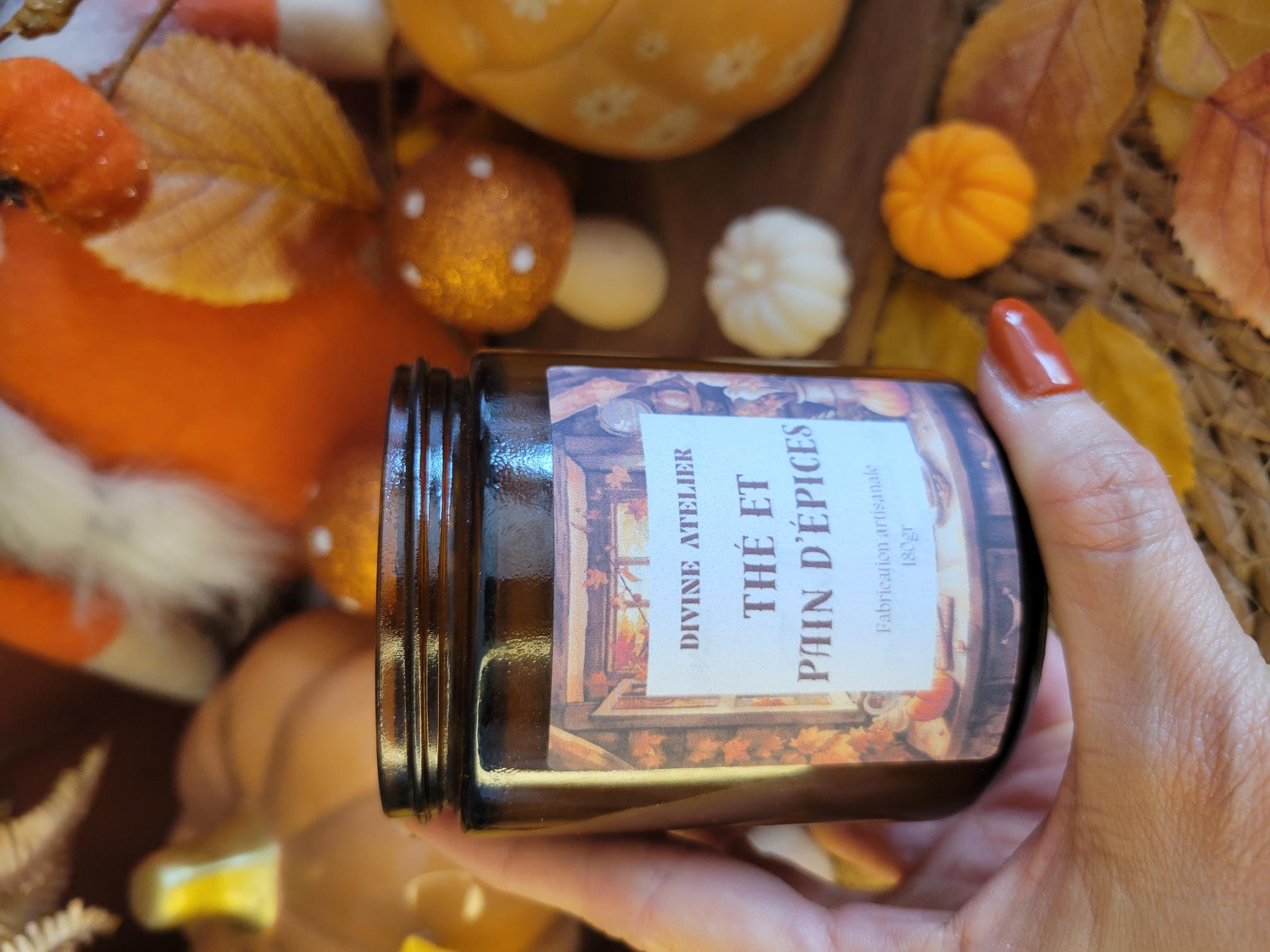 Bougie parfumée cocooning Thé et Pain d'épices