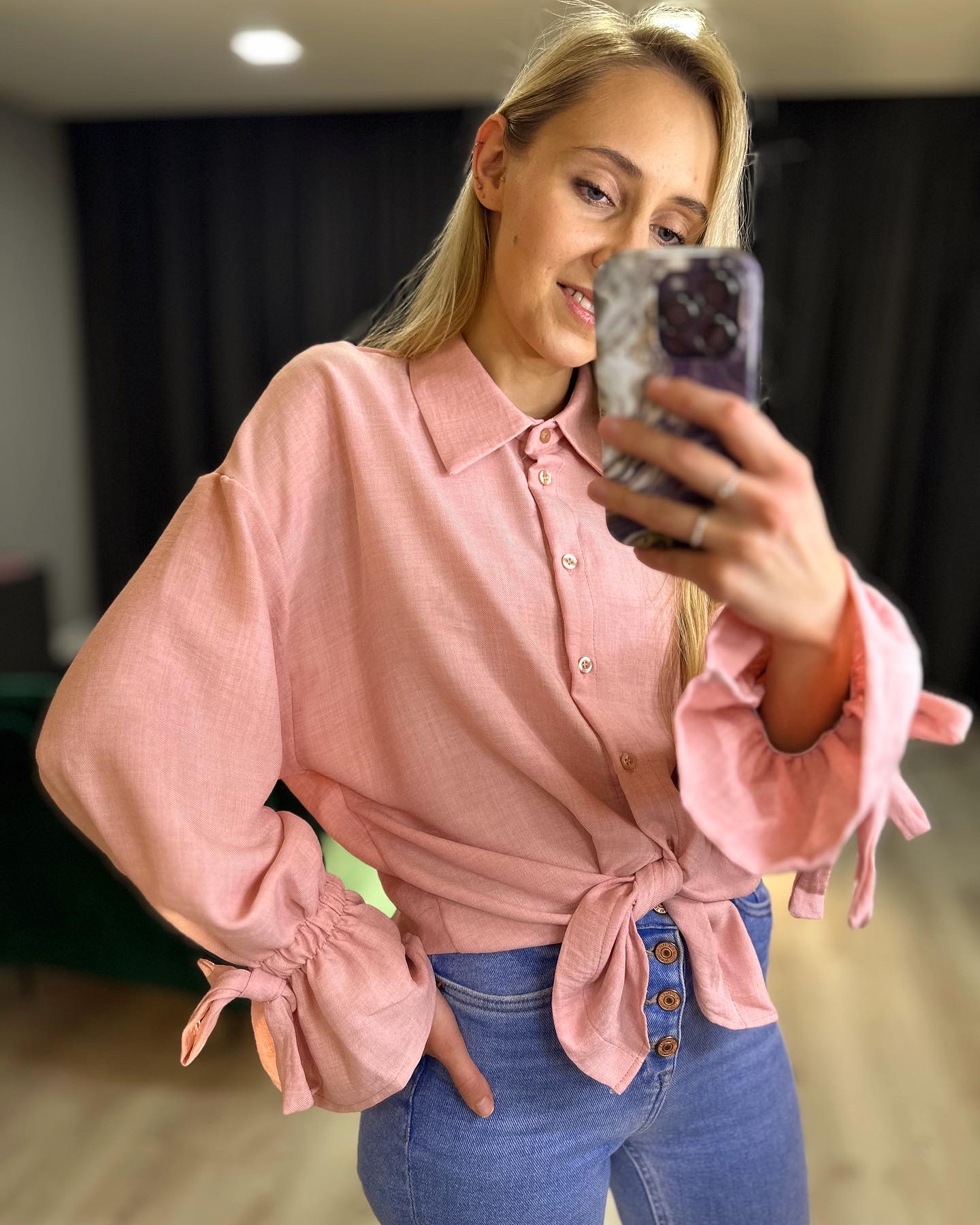 Rožiniai marškiniai