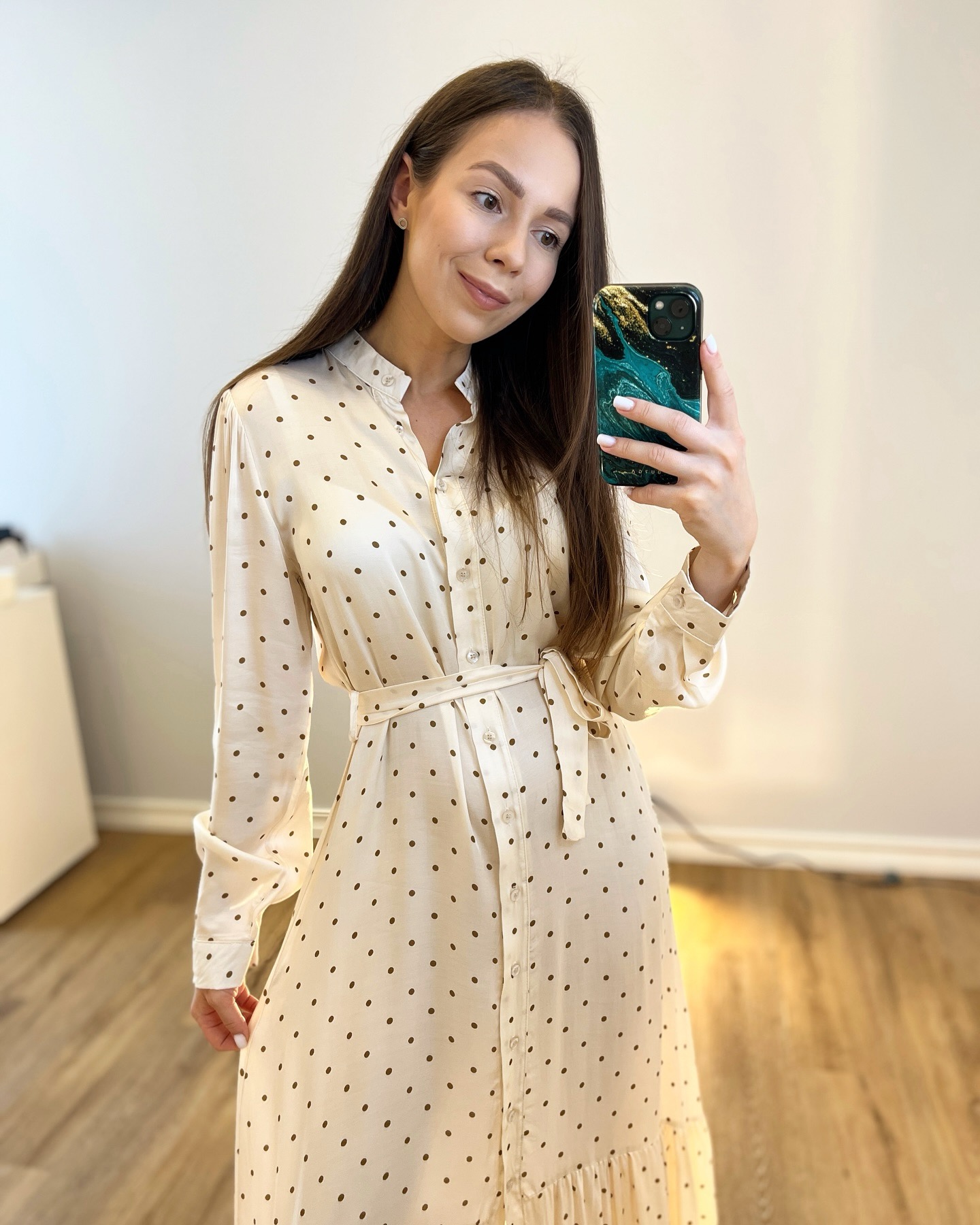 Suknelė su dirželiu Lilie