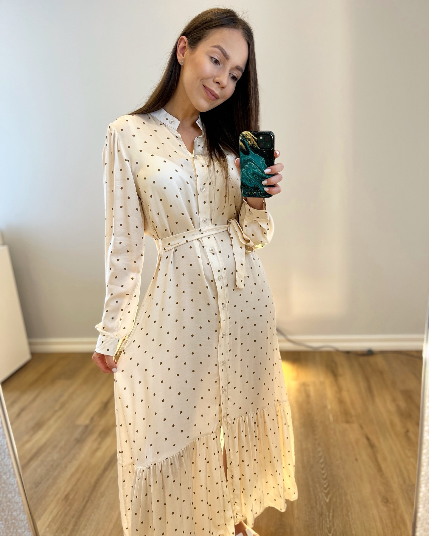 Suknelė su dirželiu Lilie