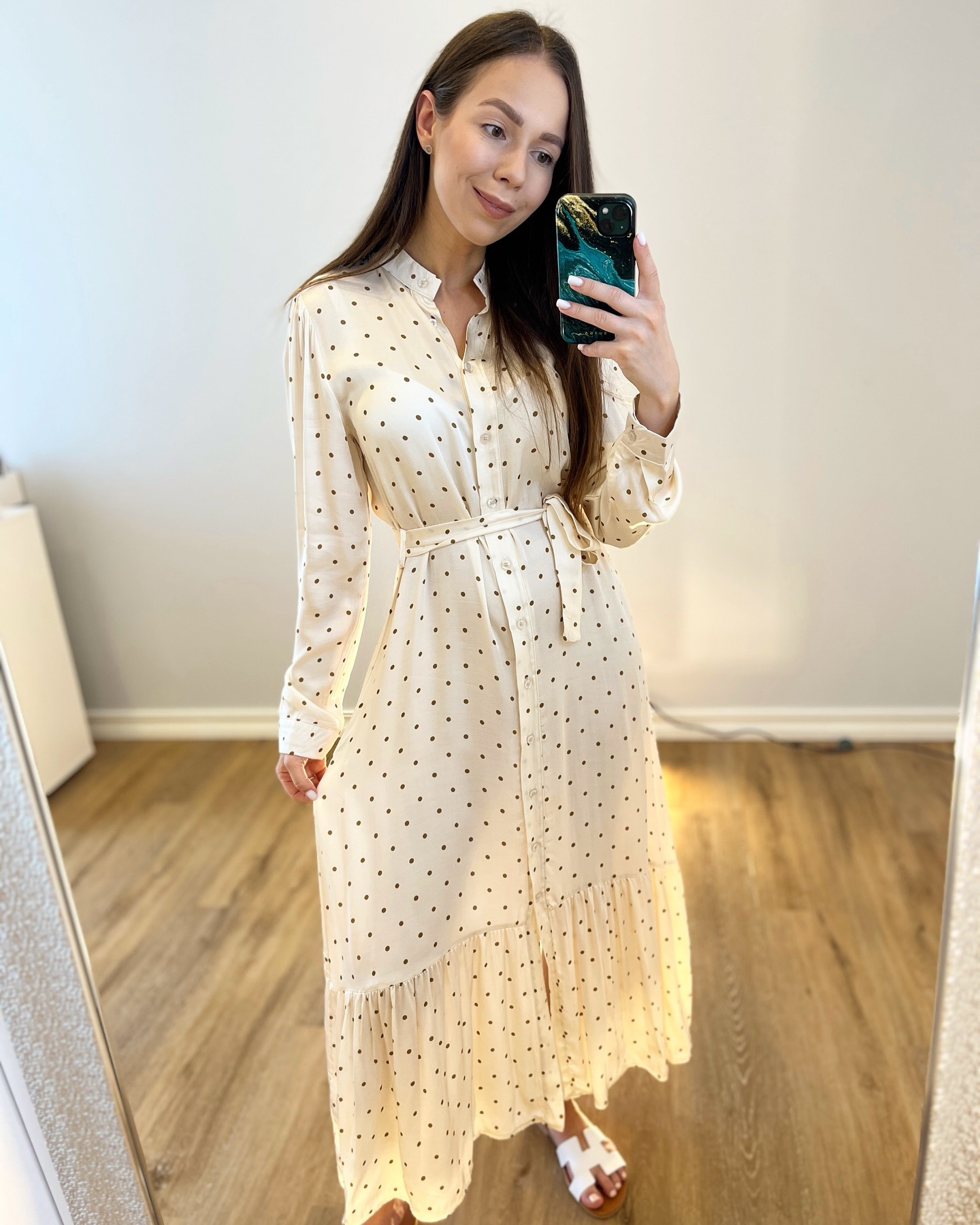 Suknelė su dirželiu Lilie