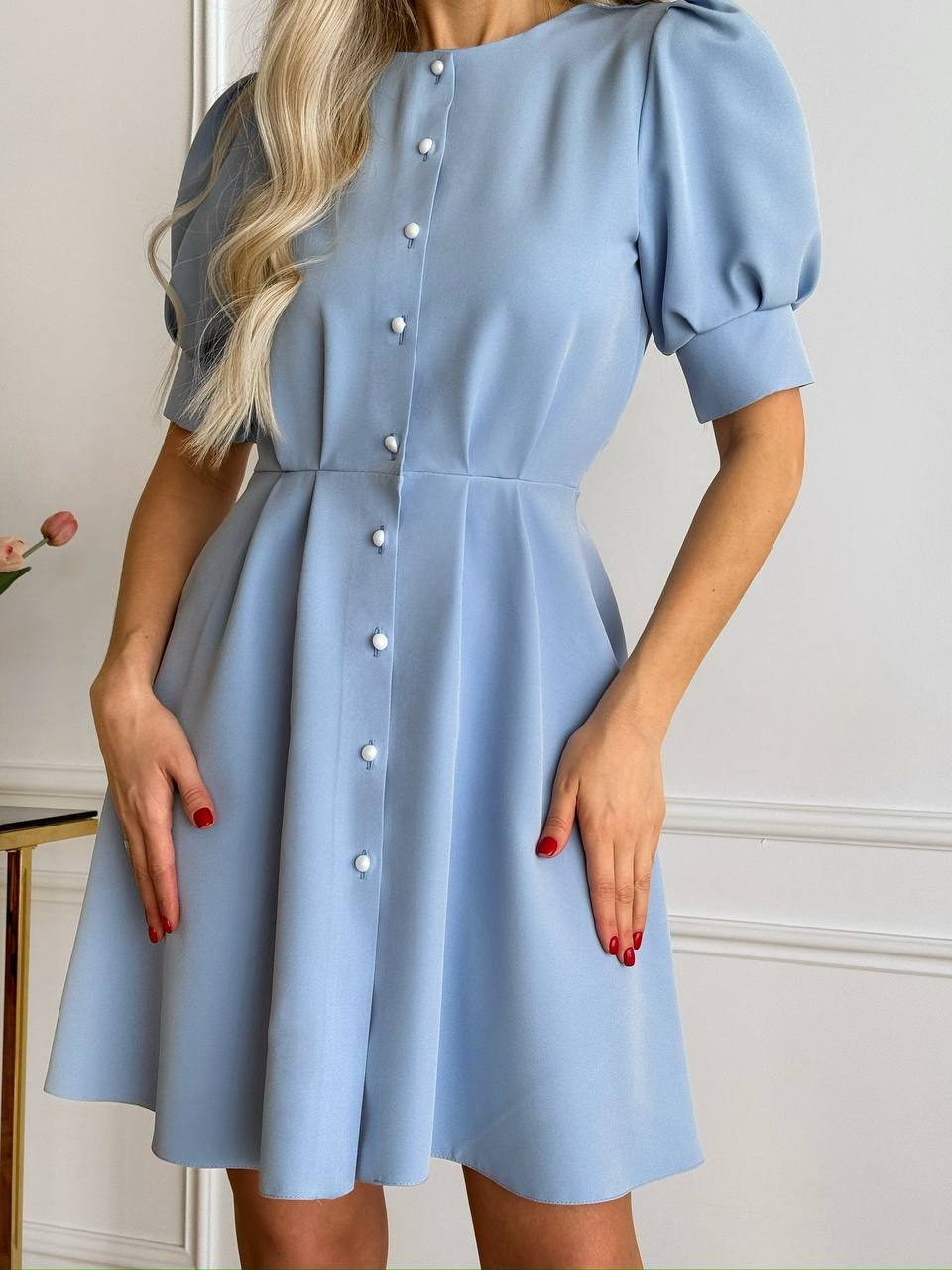 Žydra klasikinė suknelė