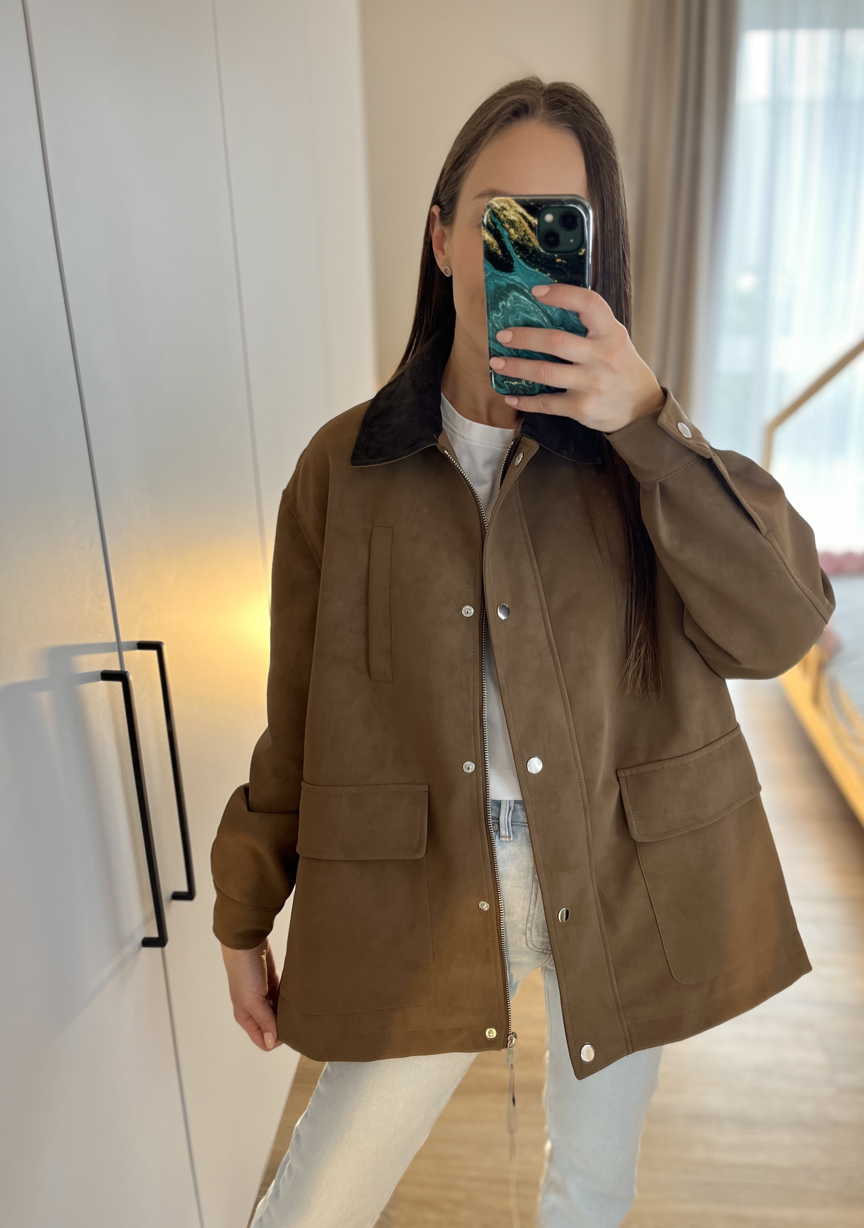 Ruda striukė su apykakle