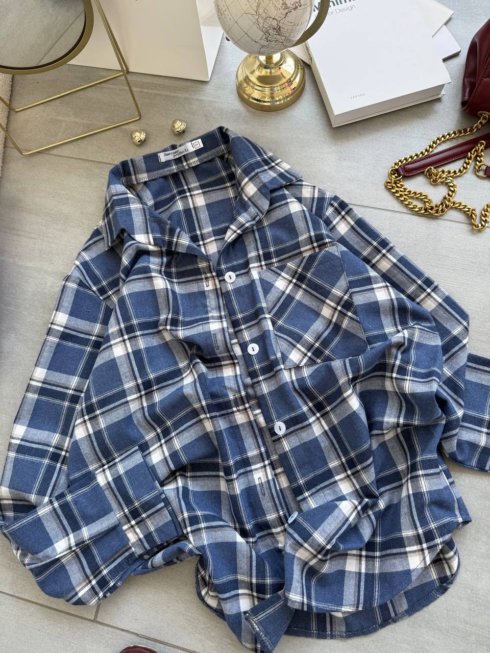  Mėlyni languoti marškiniai 