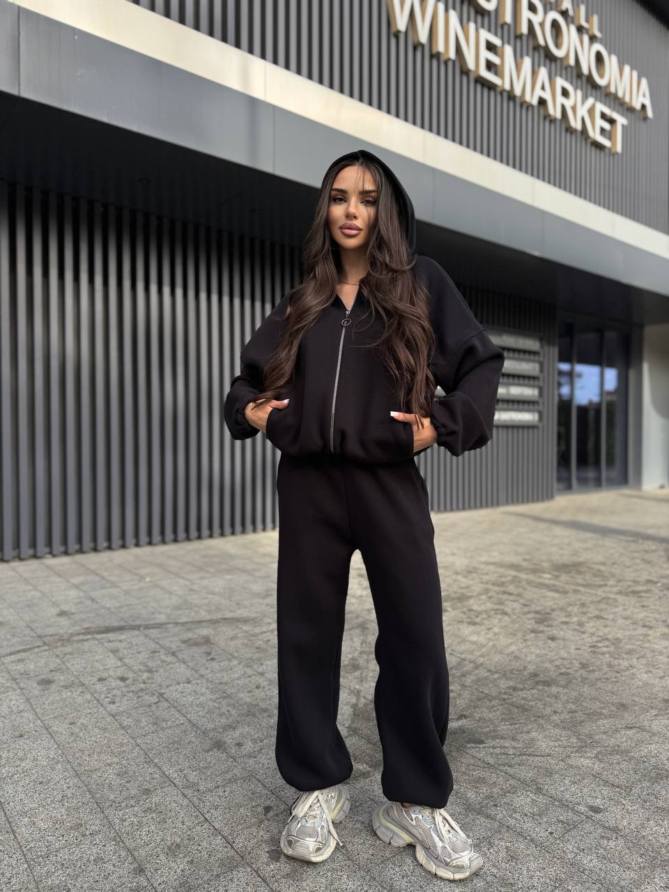 Laisvalaikio kostiumėlis Black