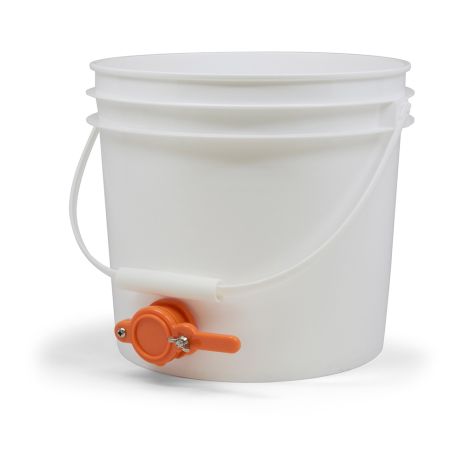 3.5 or 5 Gallon Honey Storage Bucket with Valve