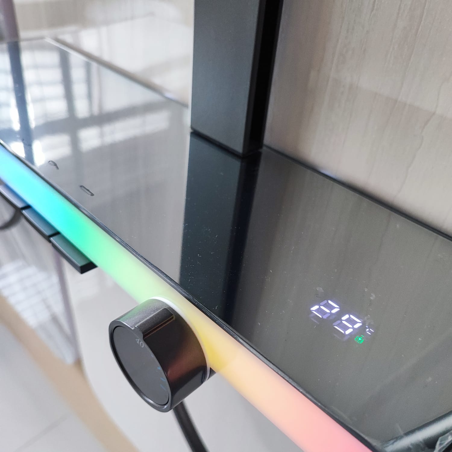 FLUXO Shower Tiang Set Kuningan Dengan Lampu Led Kran Air Panas Dingin Keran Mandi Shower Mixer
