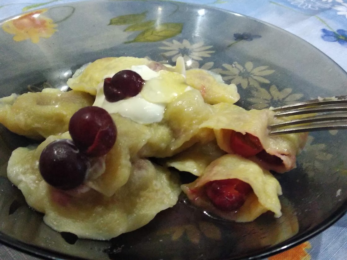 Вареники з вишнями
