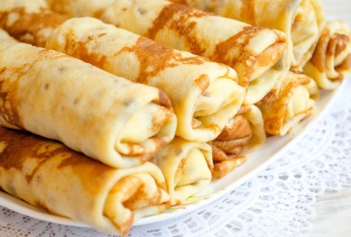 Налісники з куркою, грибами та сиром