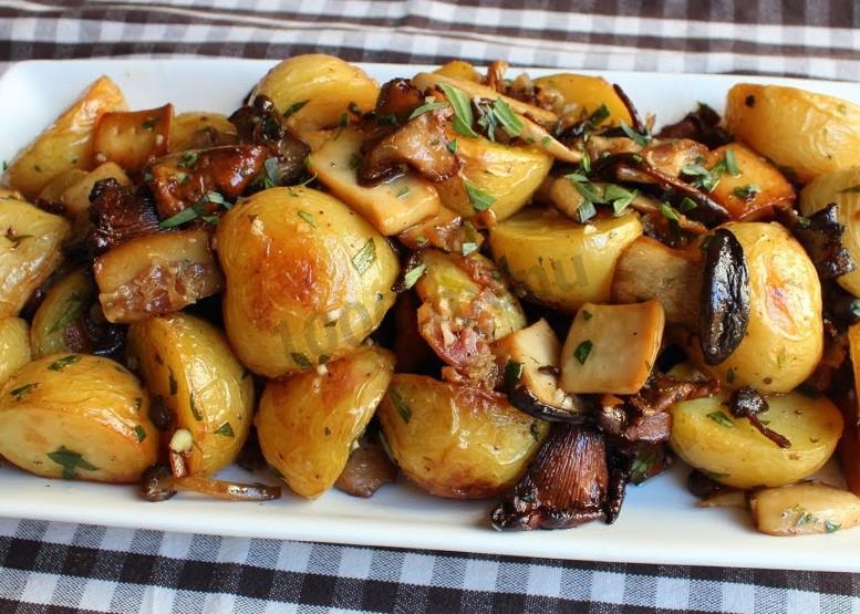 Печеня (жаркое) с грибами