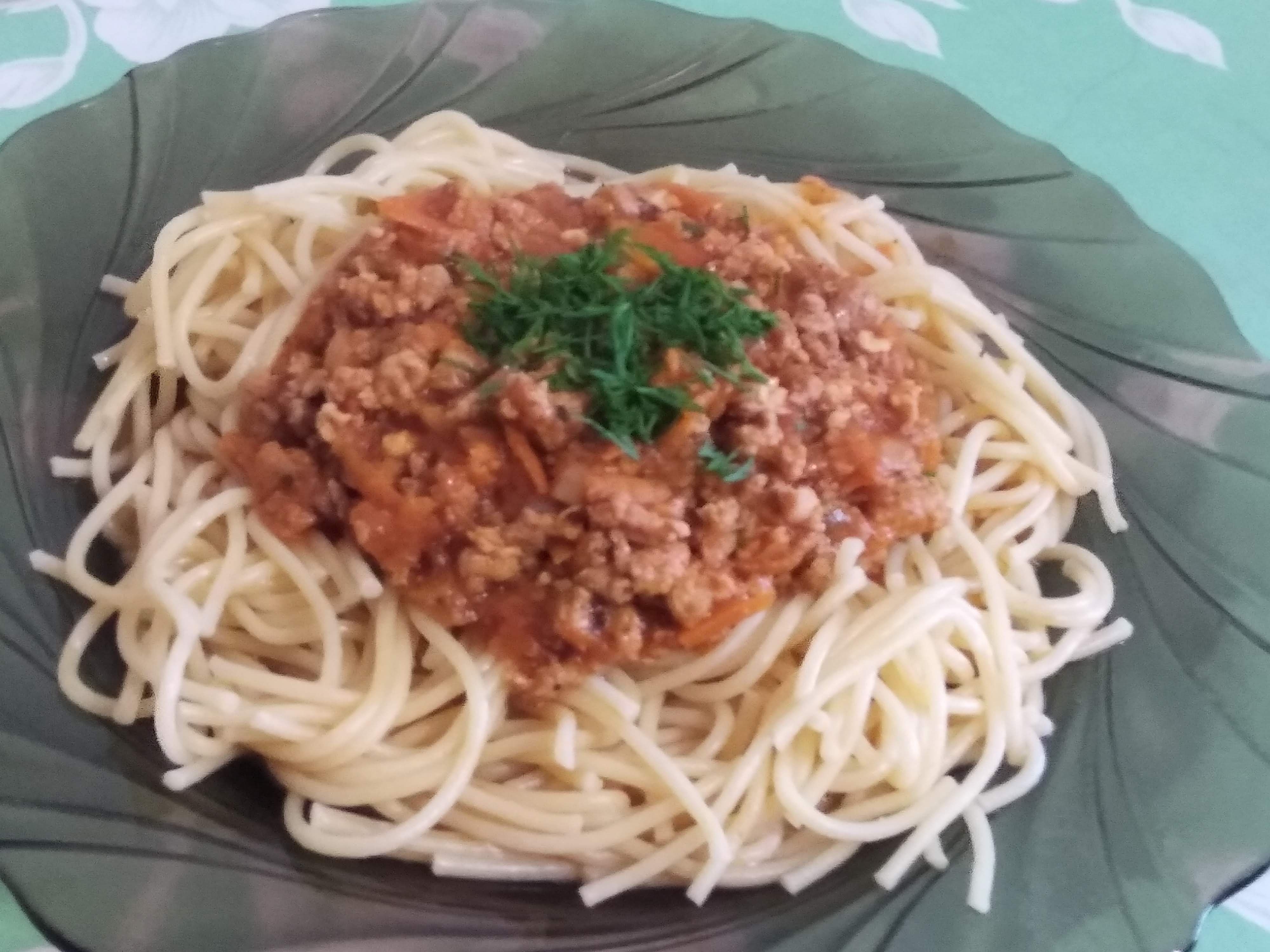 Макарони с Болоньєзе
