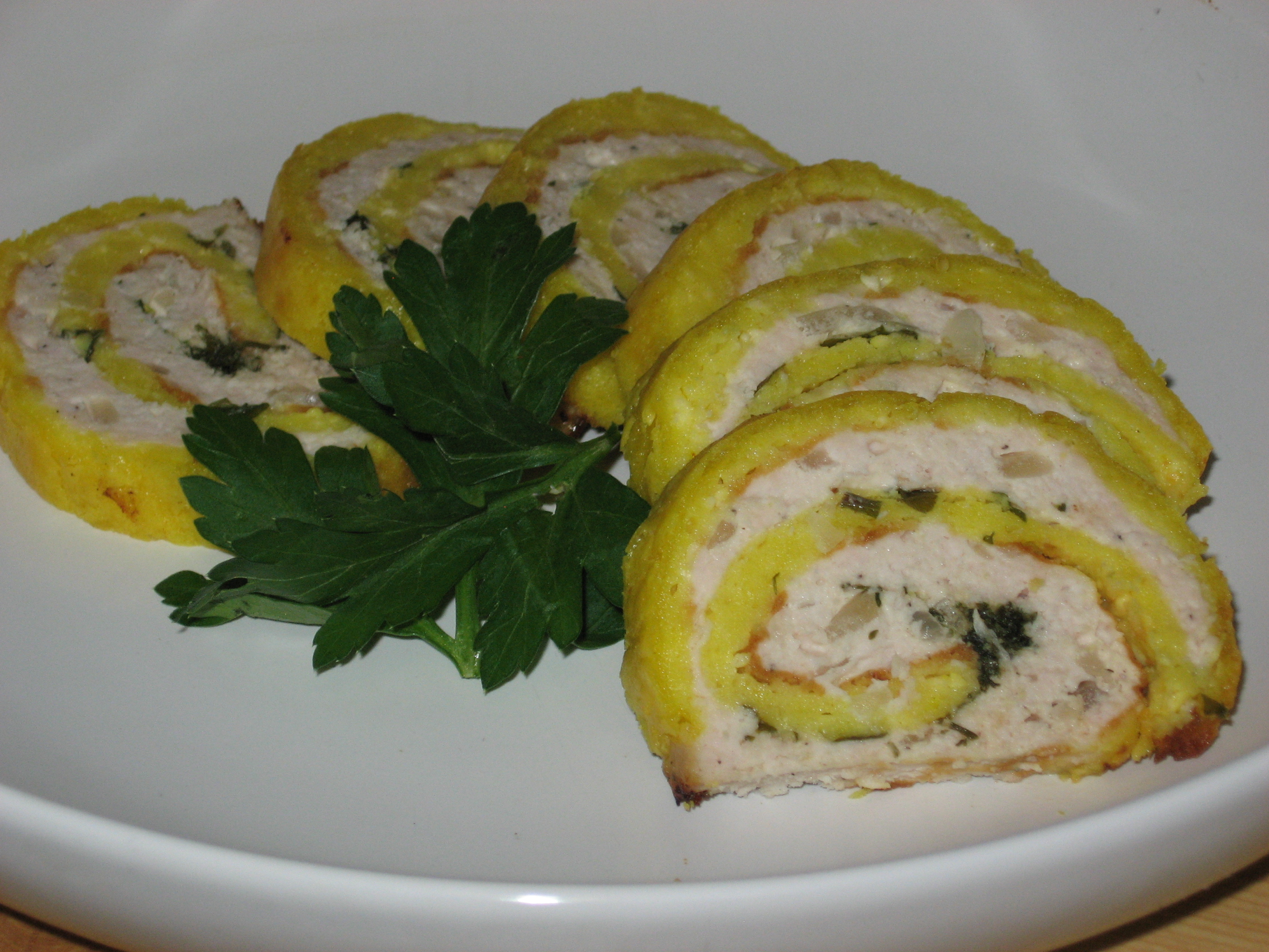 Курячий рулет з сиром