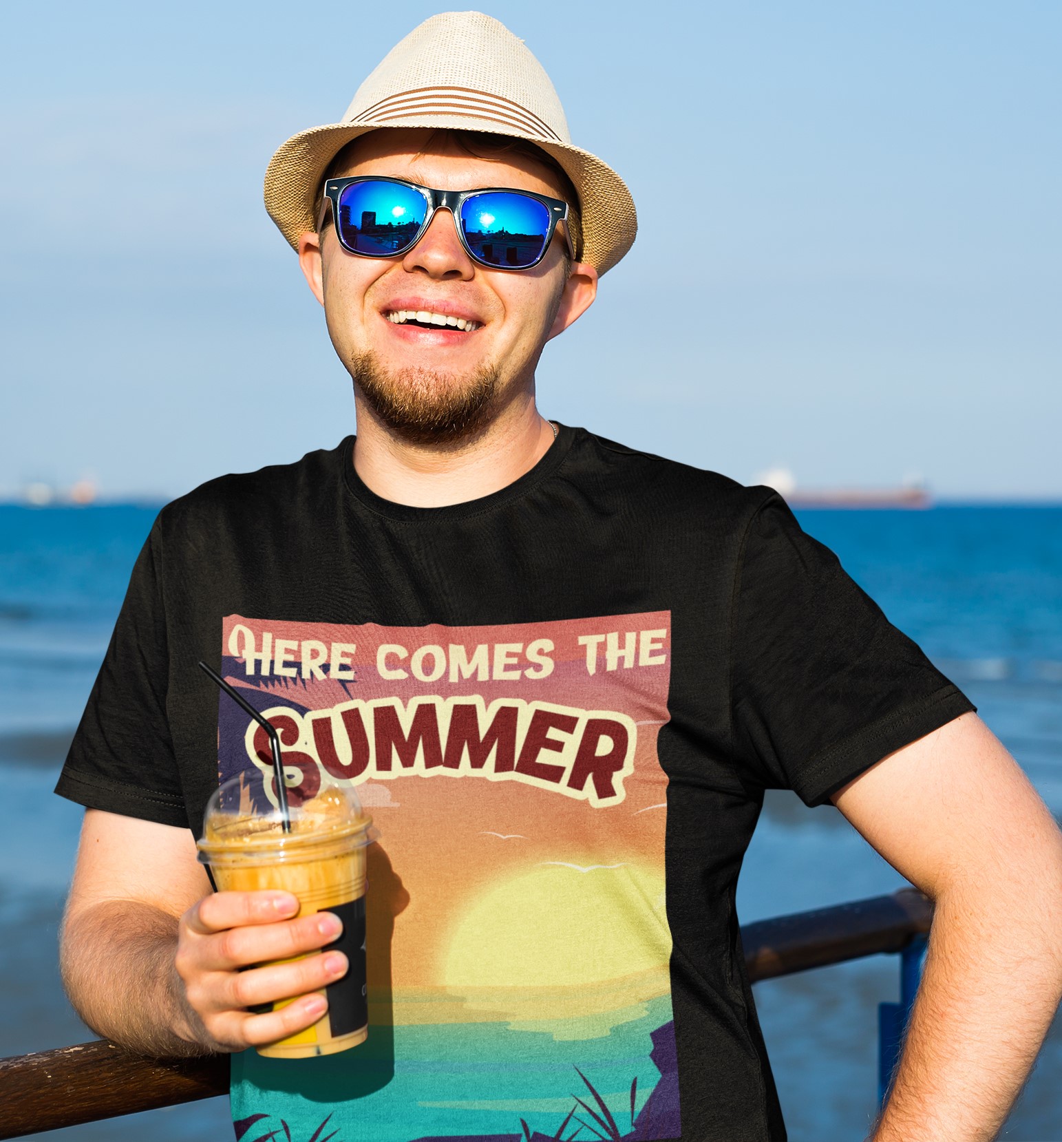 Here comes the Summer T-shirt