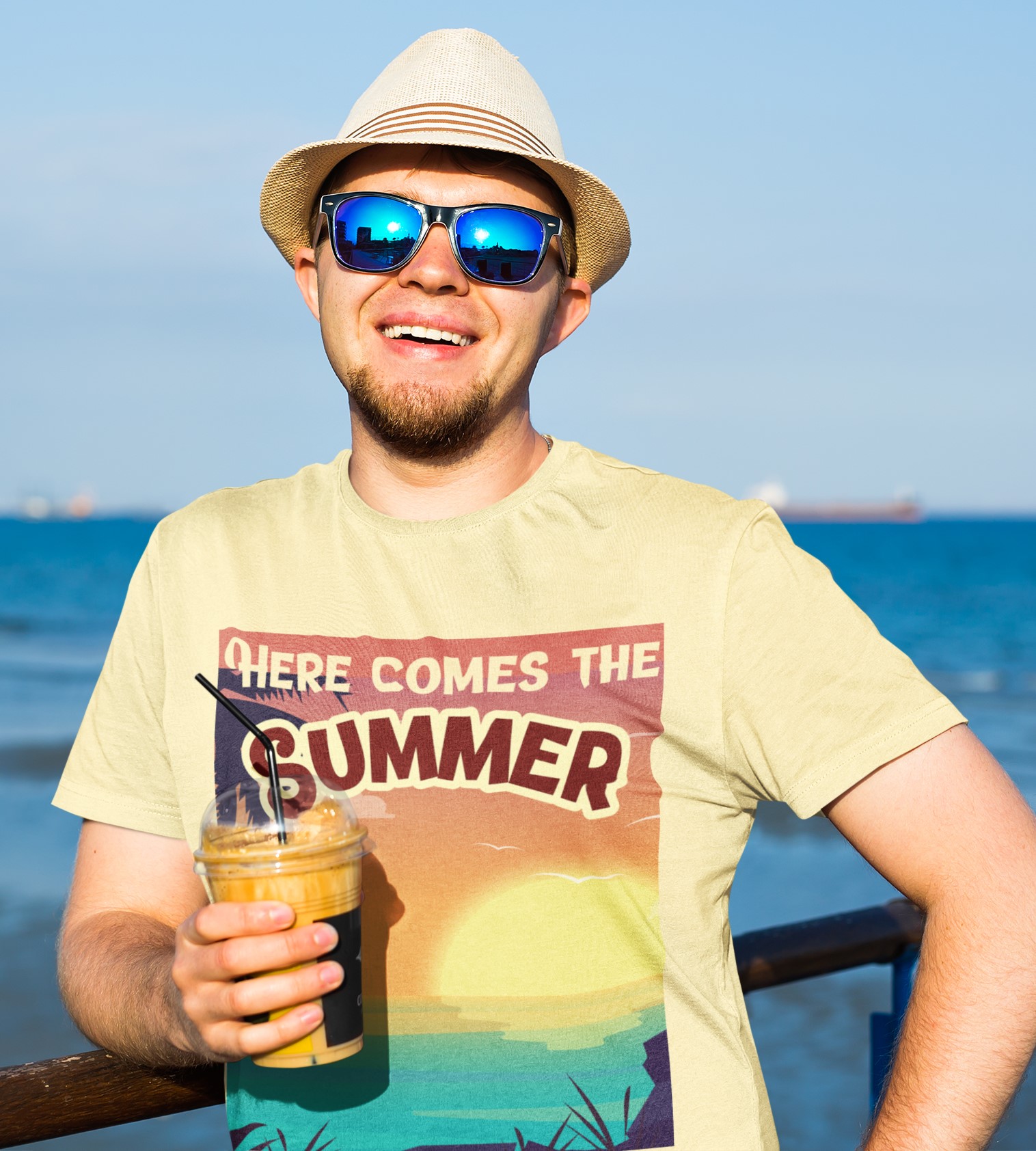 Here comes the Summer T-shirt