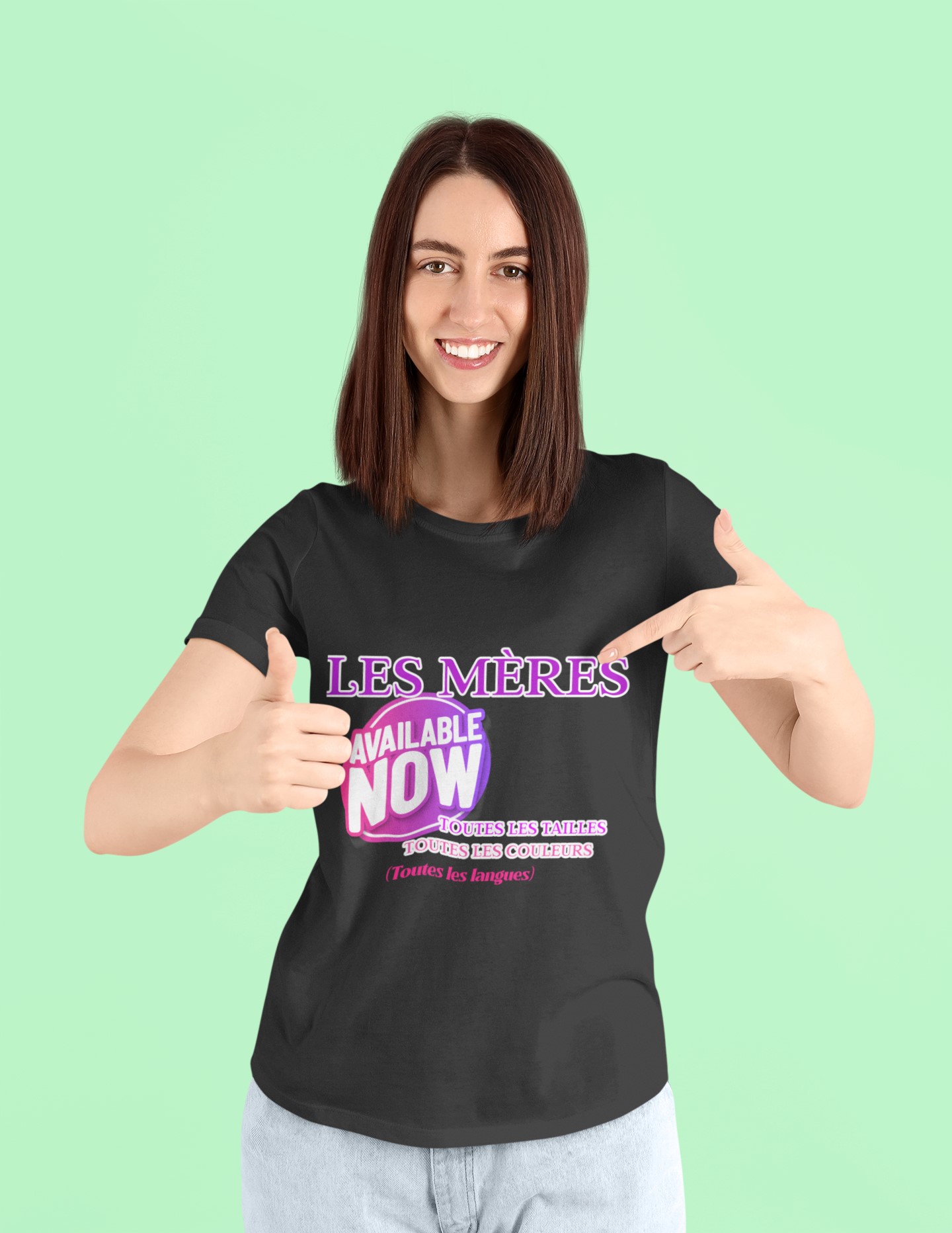 La jour des Mères 'Les Mères disponible maintenant' T-Shirt. Idée cadeau sympa. Des designs originaux pour des esprits originaux