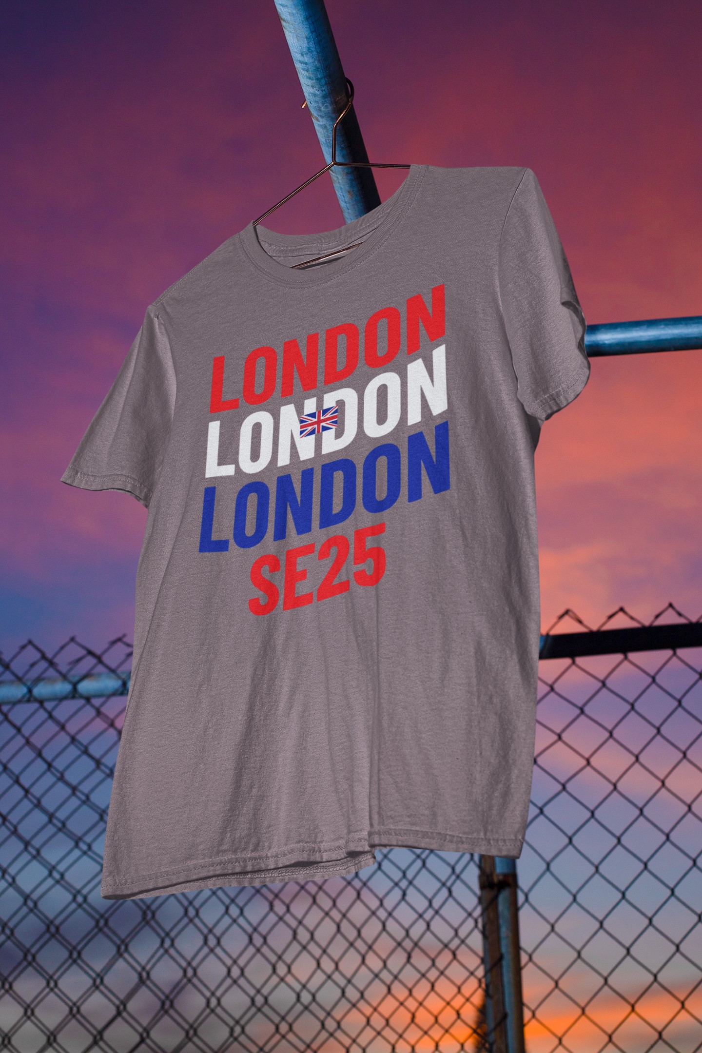 London SE25 T-Shirt range. London SE25 famous for these London landmarks: Crystal Palace Dinosaur park, South Norwood lake, Woodside park.