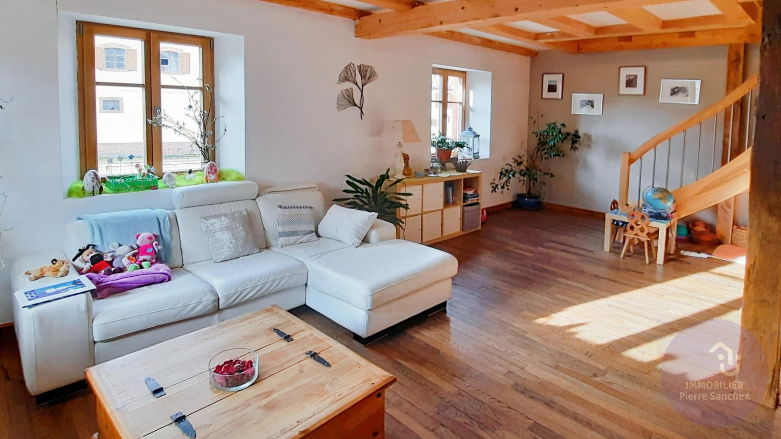 Bourgheim - maison rénovée et ses dépendances