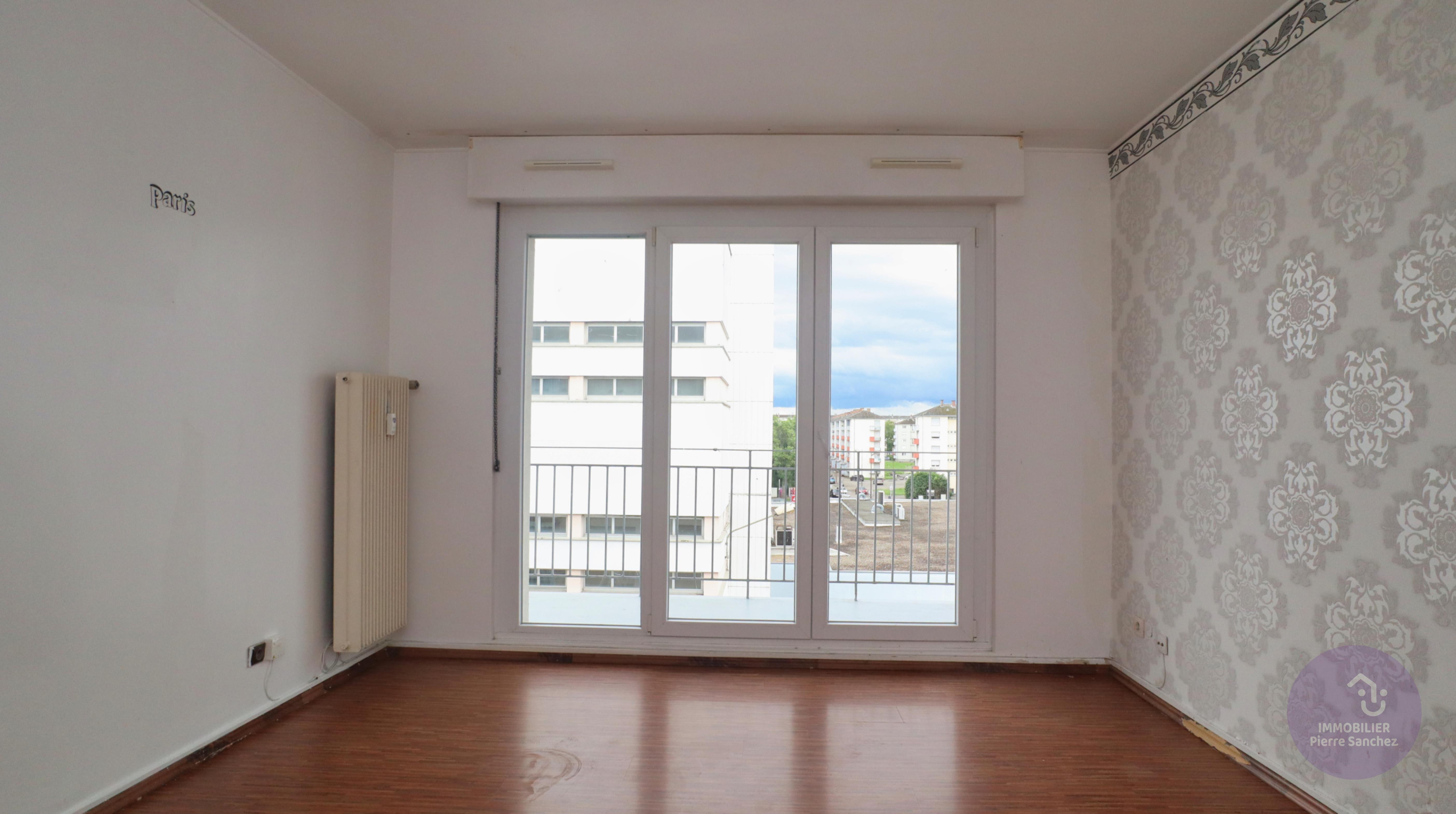 Strasbourg - Grand T2 avec Balcon et Cave à Strasbourg