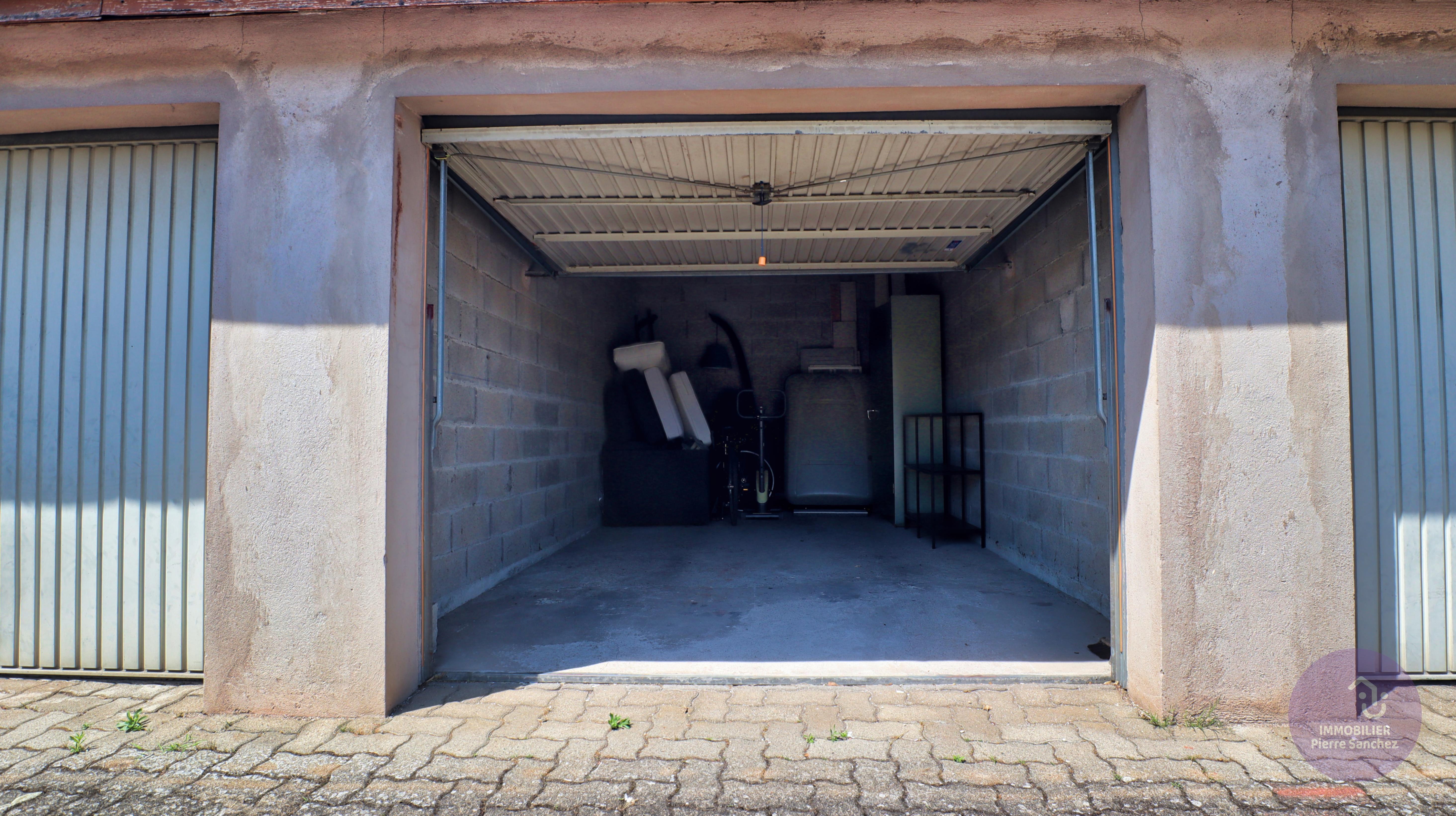 Mutzig - garage quartier gare
