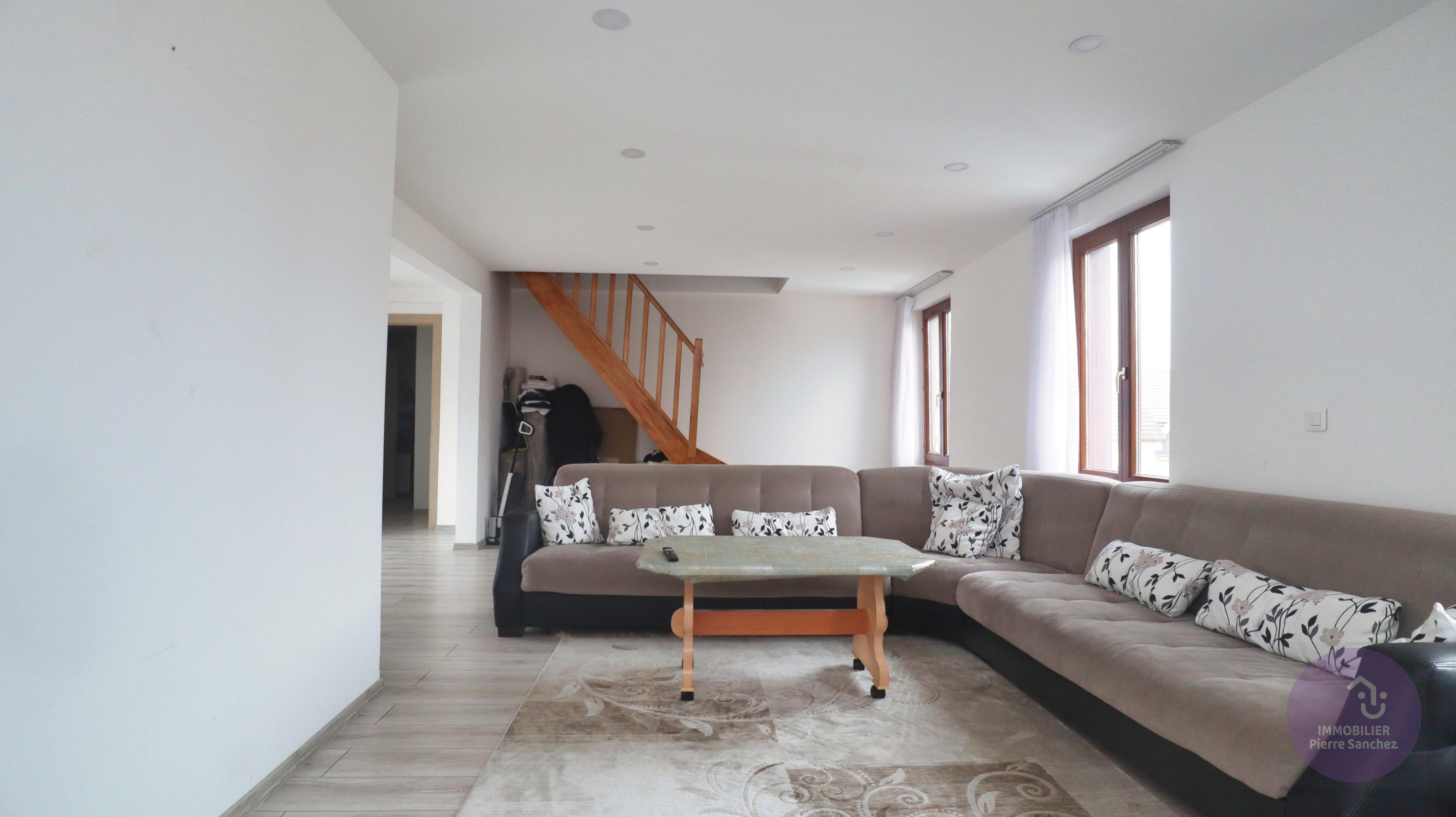 Altorf - duplex 152 m² avec terrasse, parkings et cave