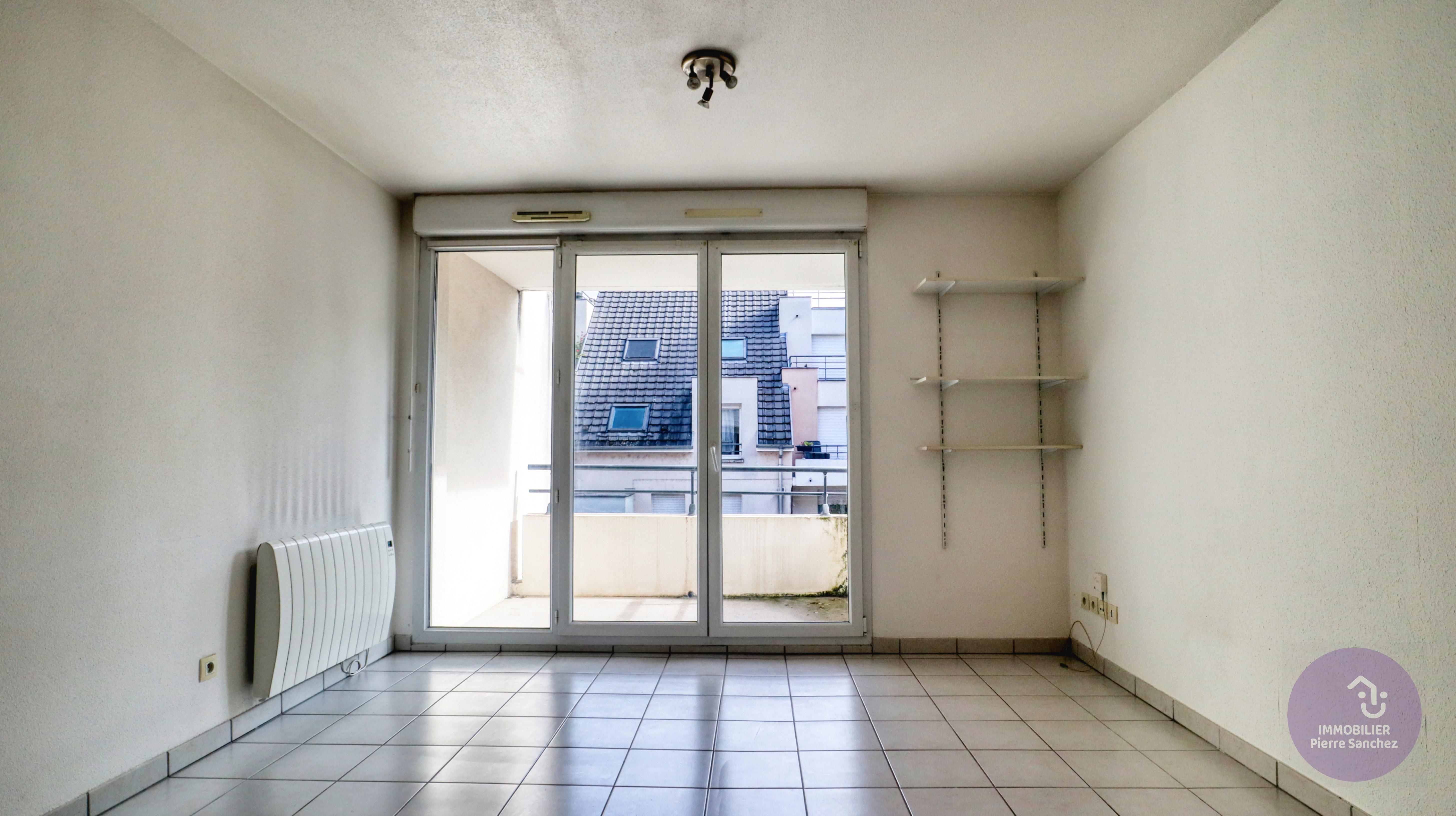 Erstein - appartement 2 pièces avec balcon et parking