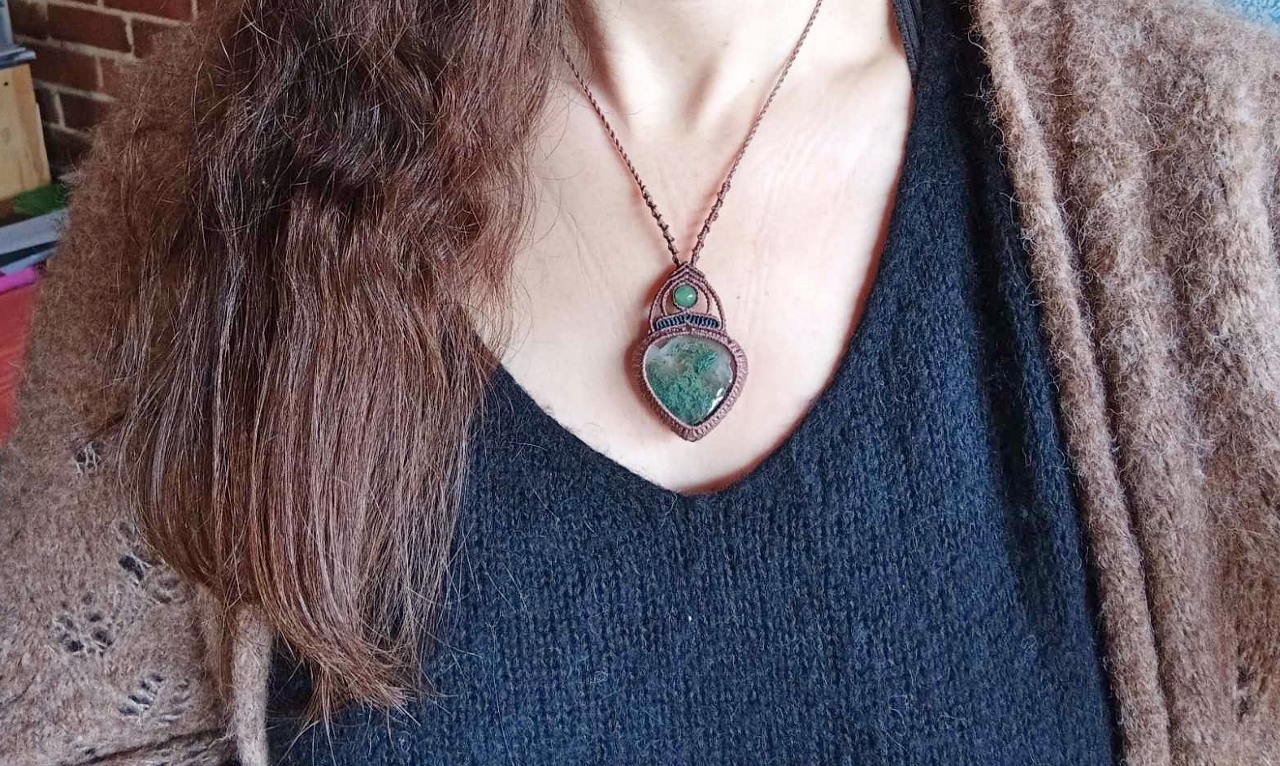 Collier macramé agate mousse, perle aventurine