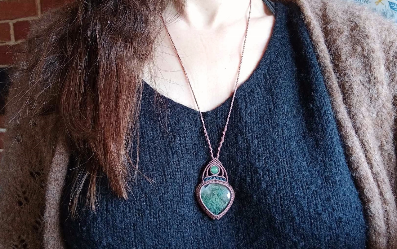 Collier macramé agate mousse, perle aventurine