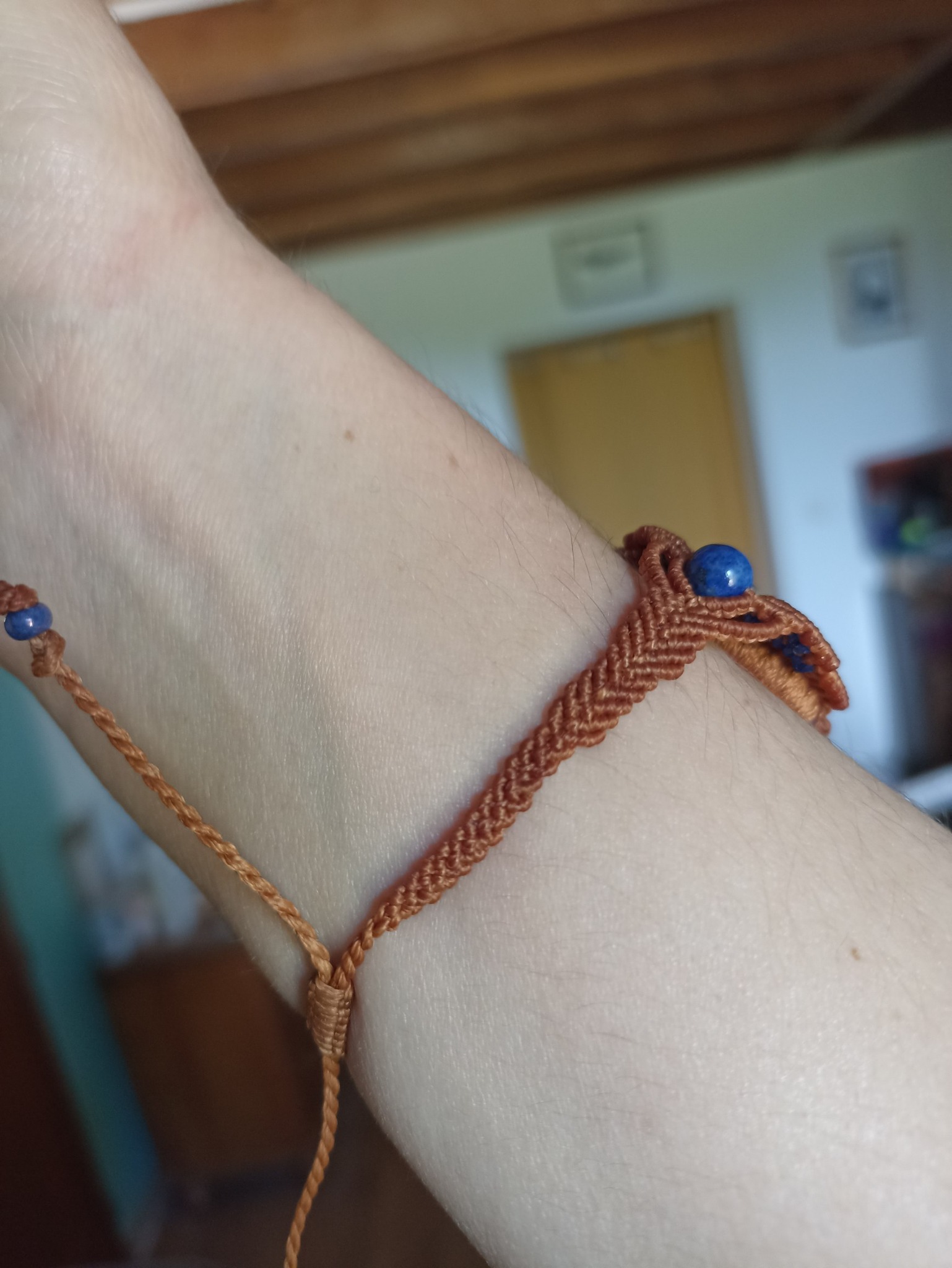 Bracelet macramé artisanal lapis lazuli, perles lapis lazuli, perles argent