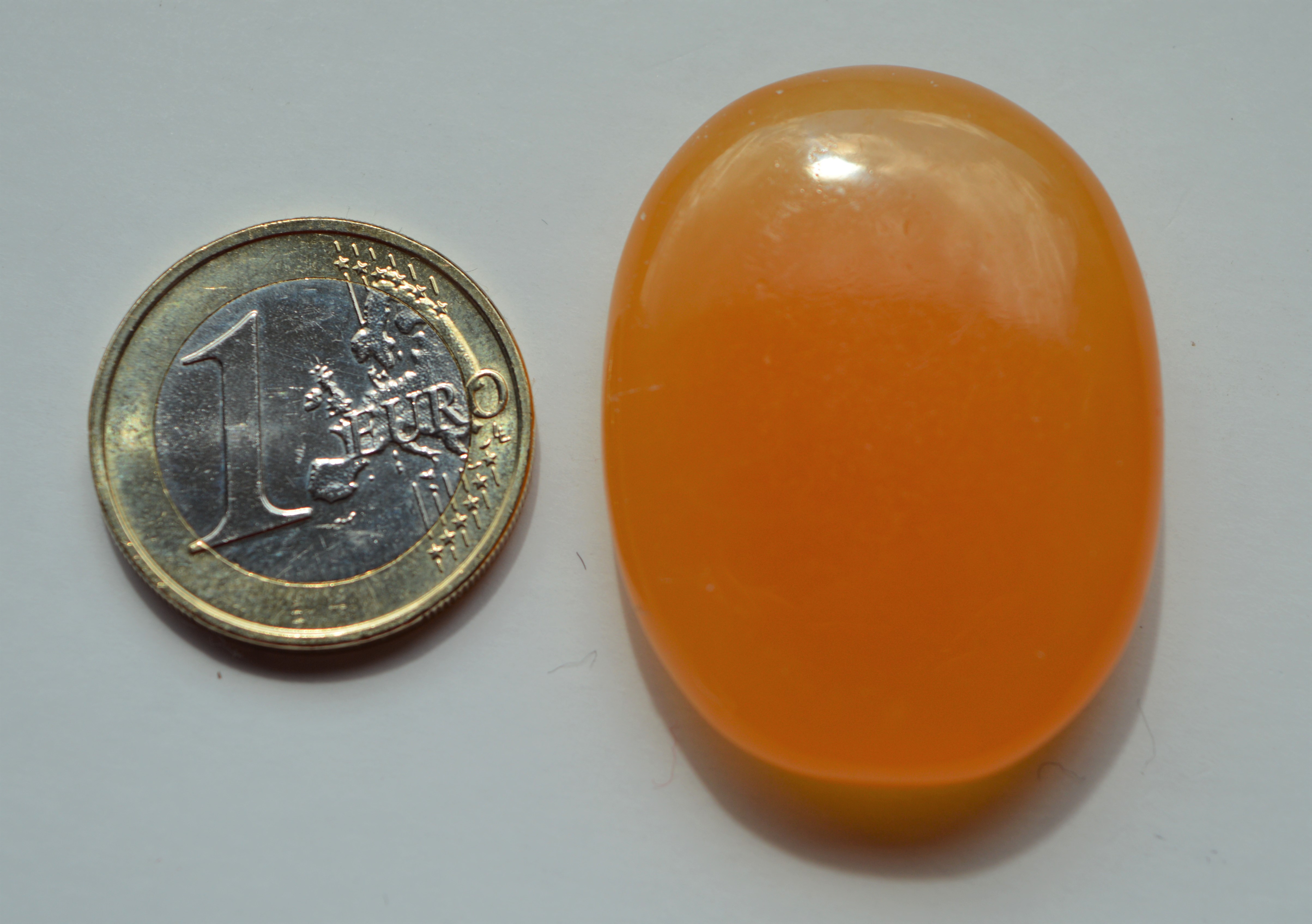 Geltonasis kalcitas