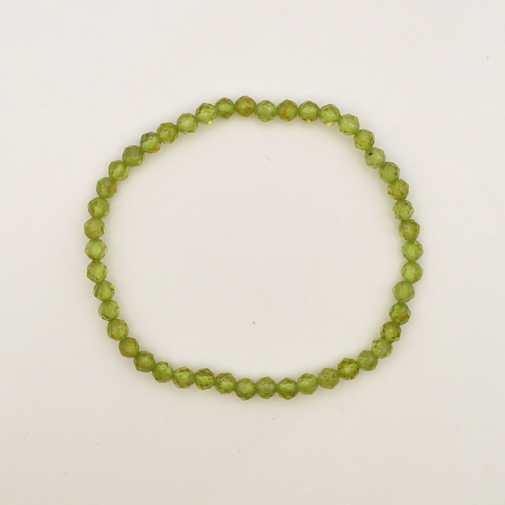 Chrizolitas arba Peridotas 4 mm / 16,5 cm