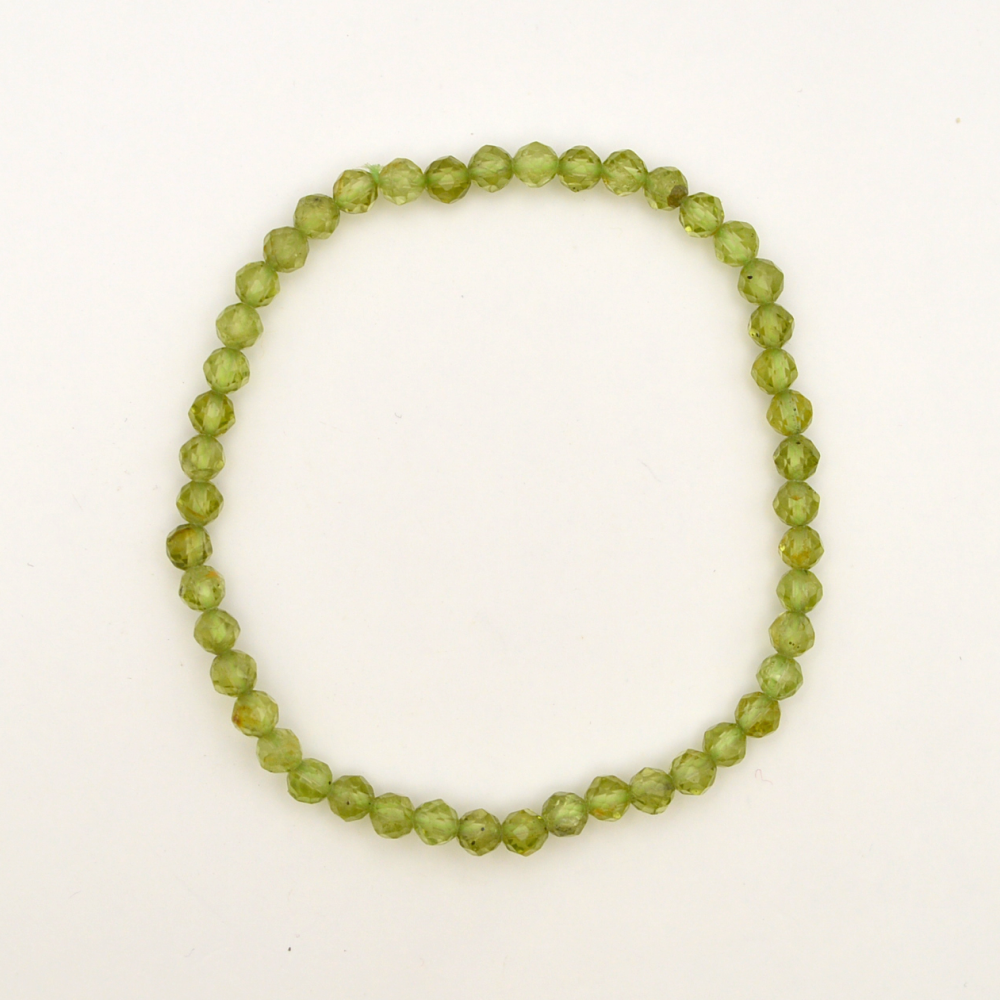 Chrizolitas arba Peridotas 4 mm / 16,5 cm