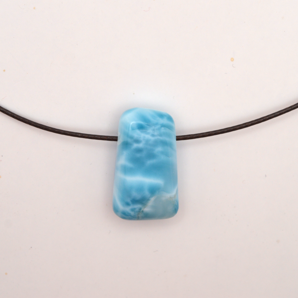 Pektolitas arba Larimar