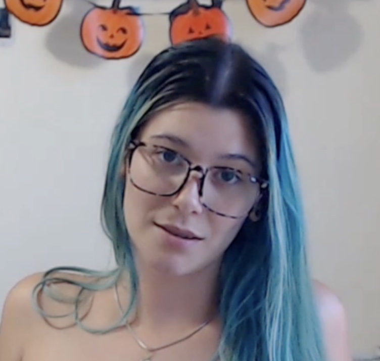 44: nerdy white girl hates chinks