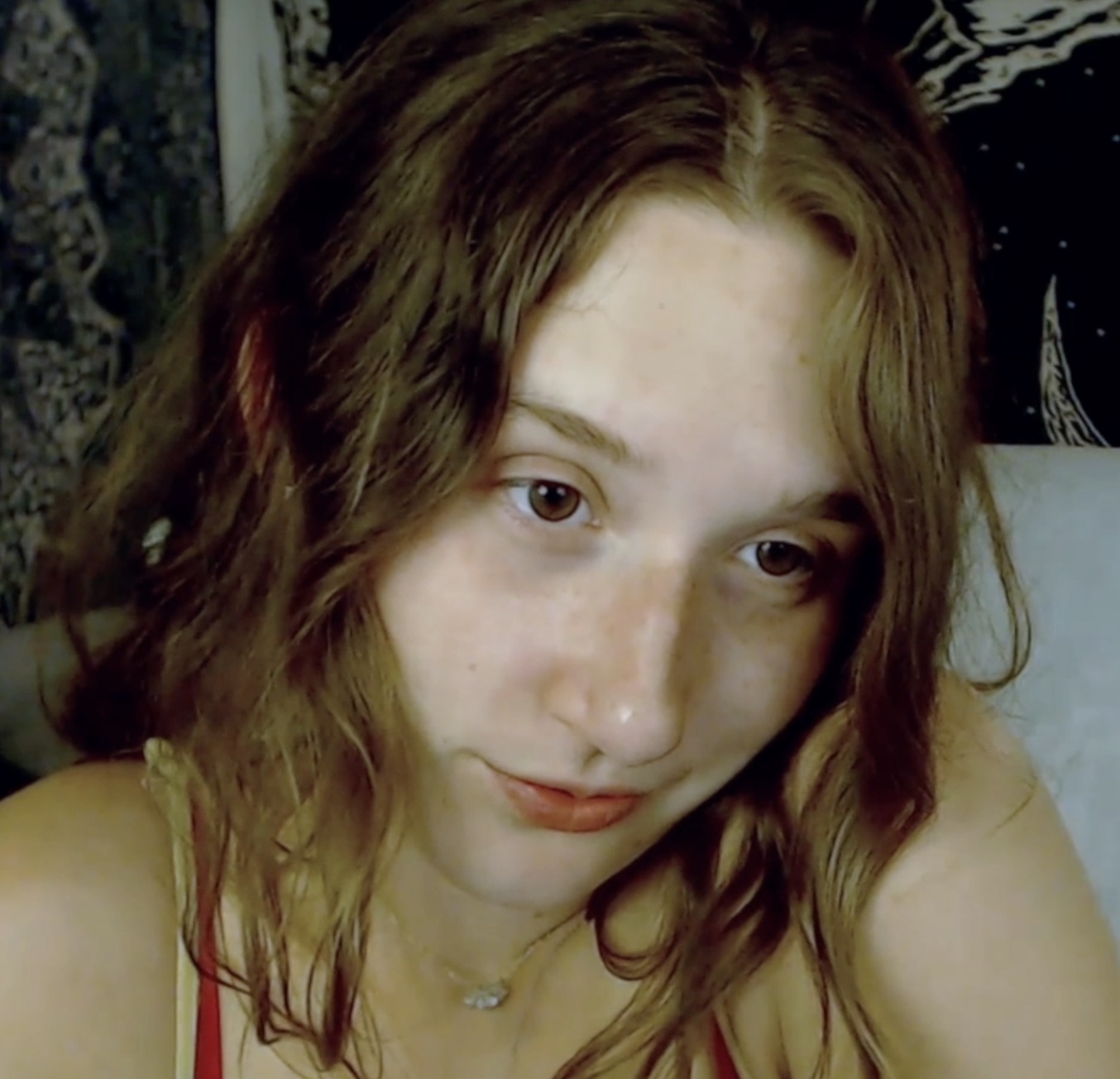 64: brunette white girl wants big asian cock