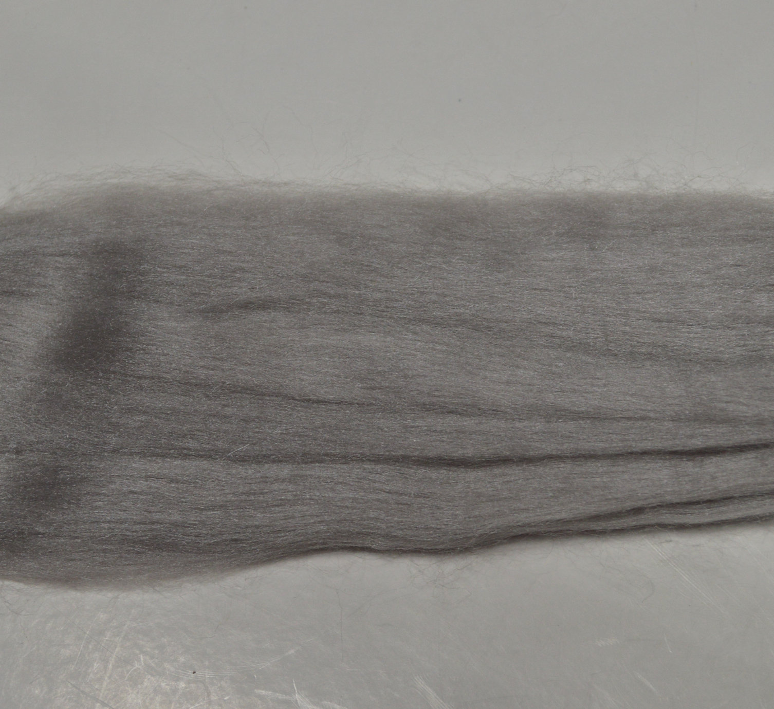 Tussah silk roving, tops, sliver, gray cloud color, spinning, felting silk fiber, 1oz