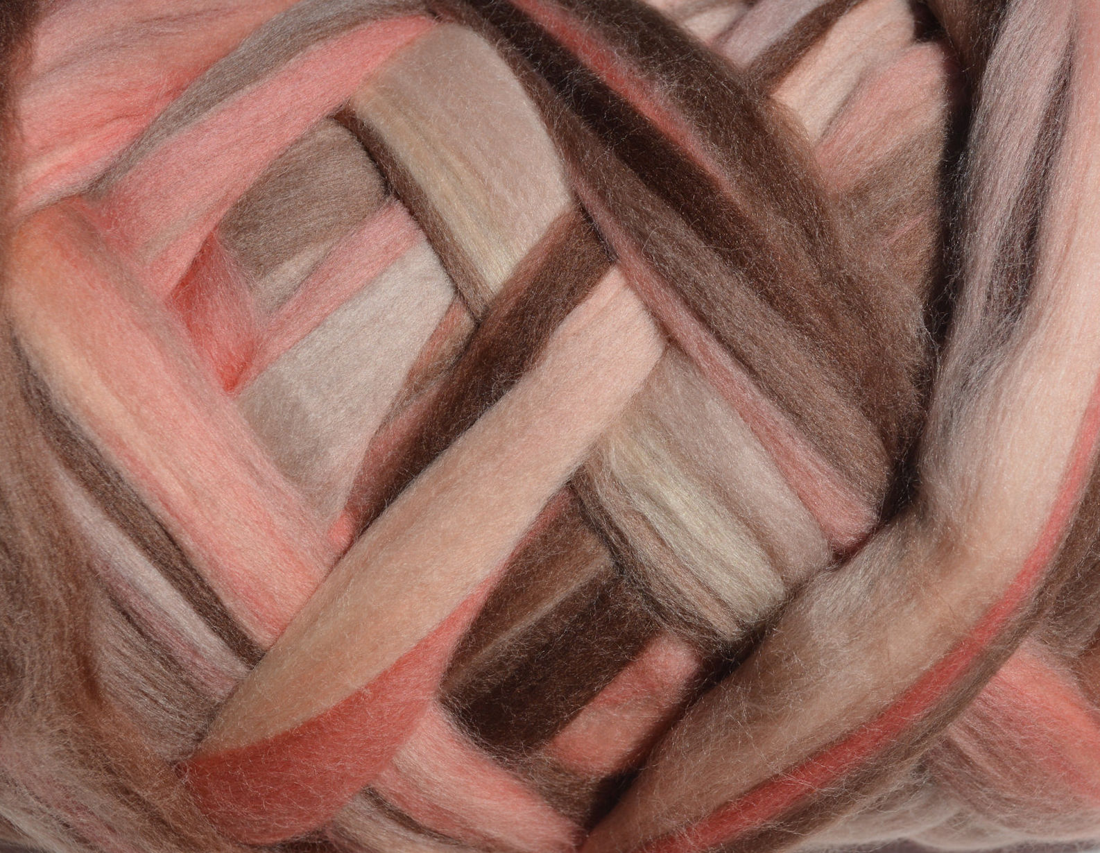 Extra fine merino wool roving 19microns, blended colors wool combed top, sainte victoire,  2 oz