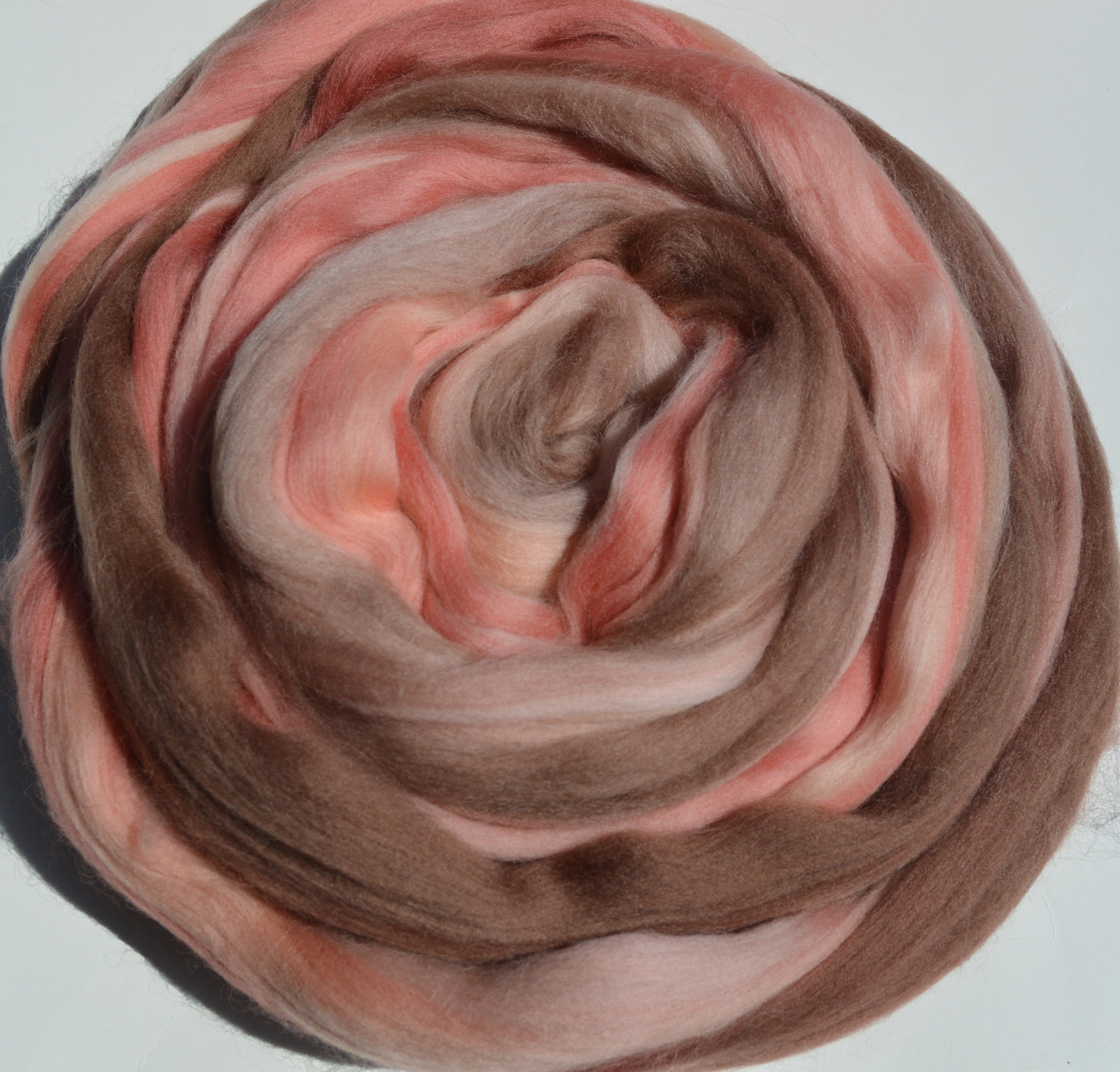 Extra fine merino wool roving 19microns, blended colors wool combed top, sainte victoire,  2 oz