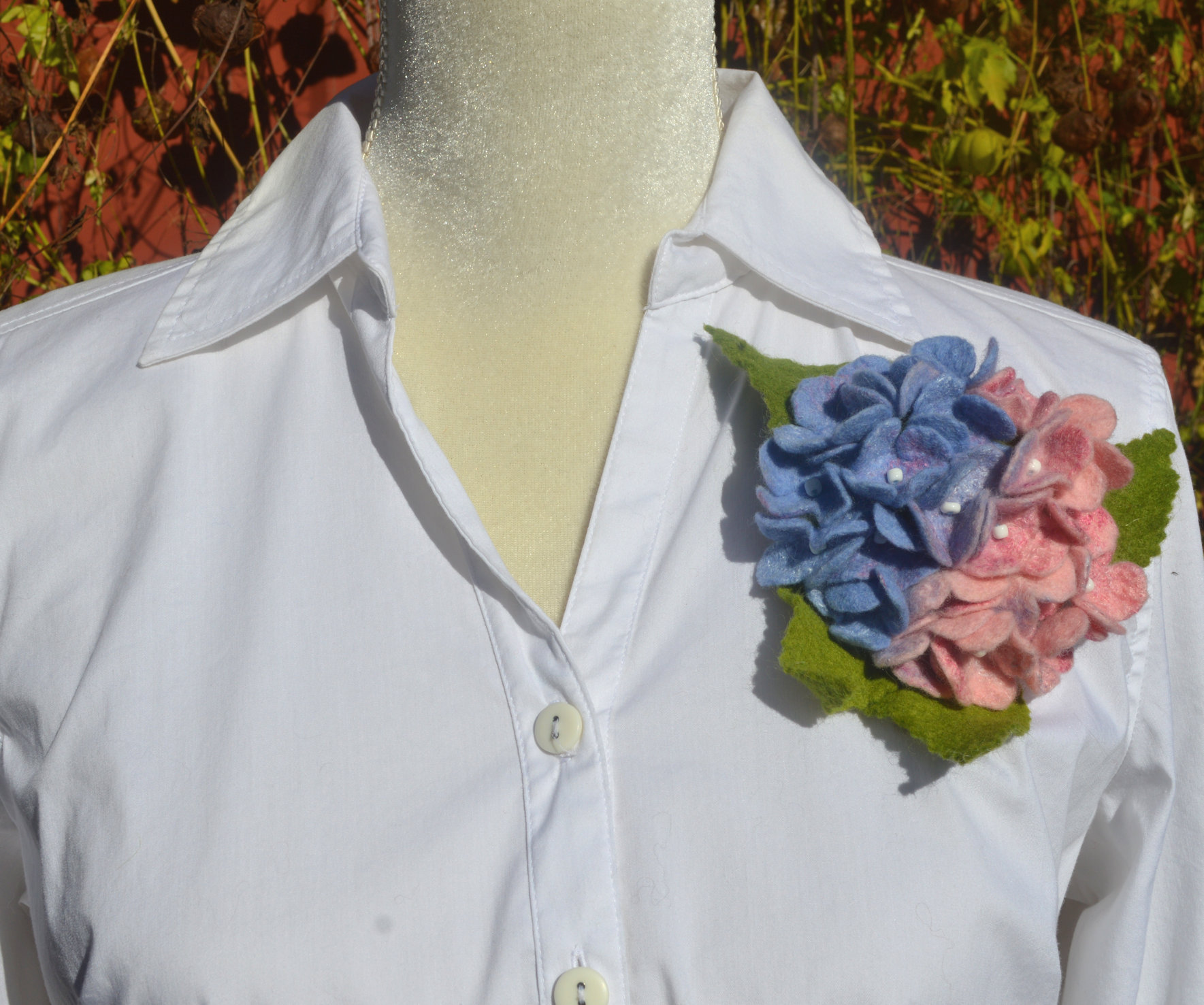 Felted blue pink hydrangea flower brooch, pin. 
